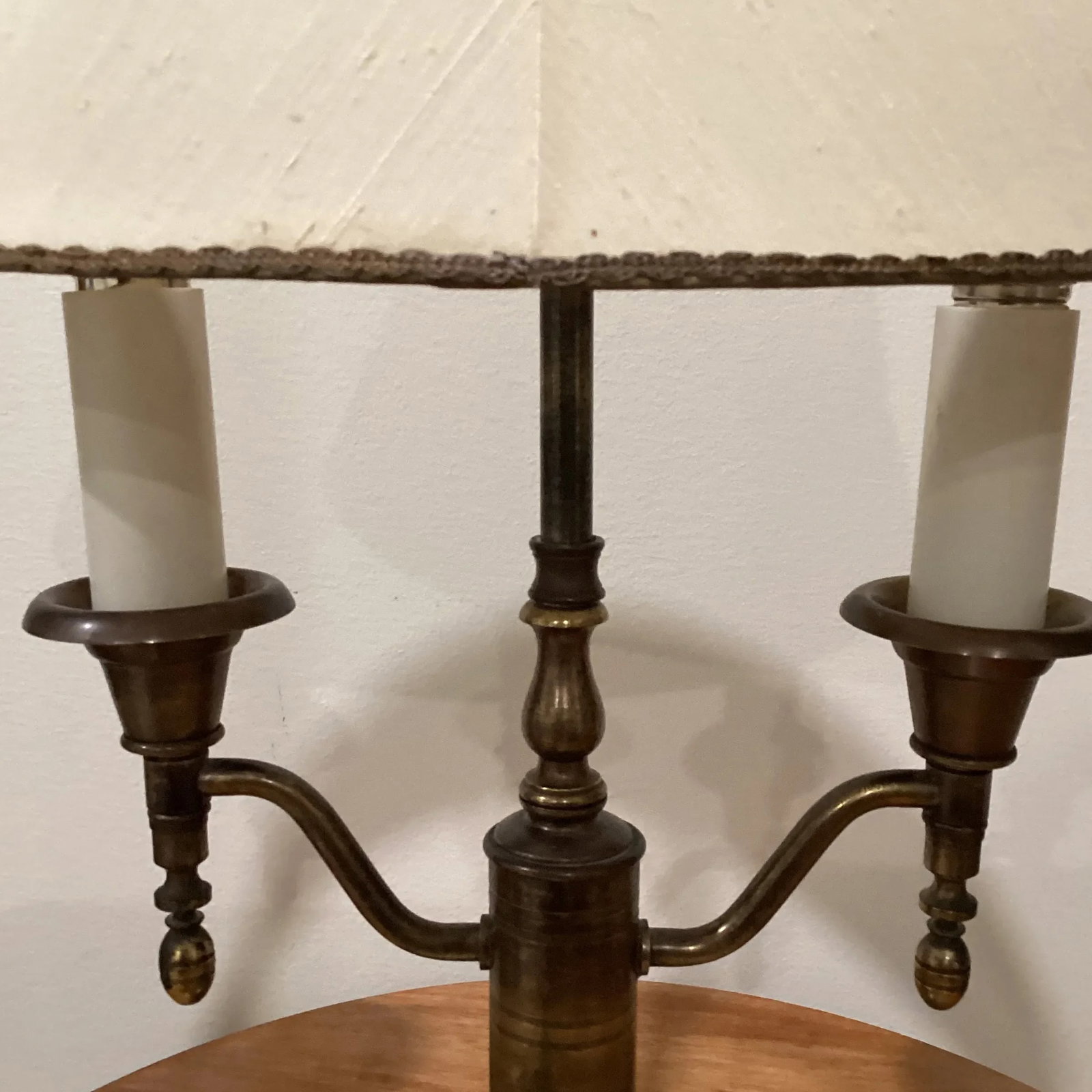 Vintage Mid 20th Century Solid Brass Bronze Bouilotte Table Lamp by Frederick Cooper - 7
