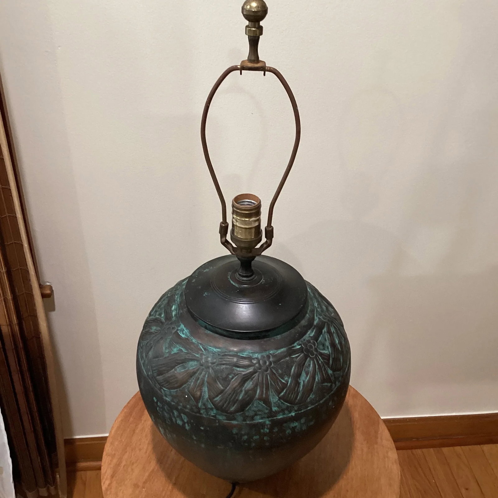 Vintage Late 20th Century Wildwood Table Lamp - 13