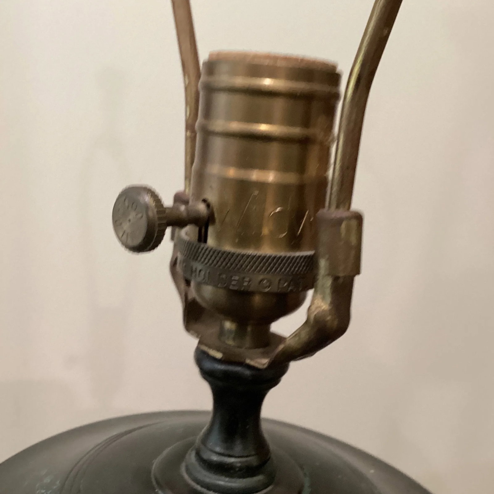 Vintage Late 20th Century Wildwood Table Lamp - 7