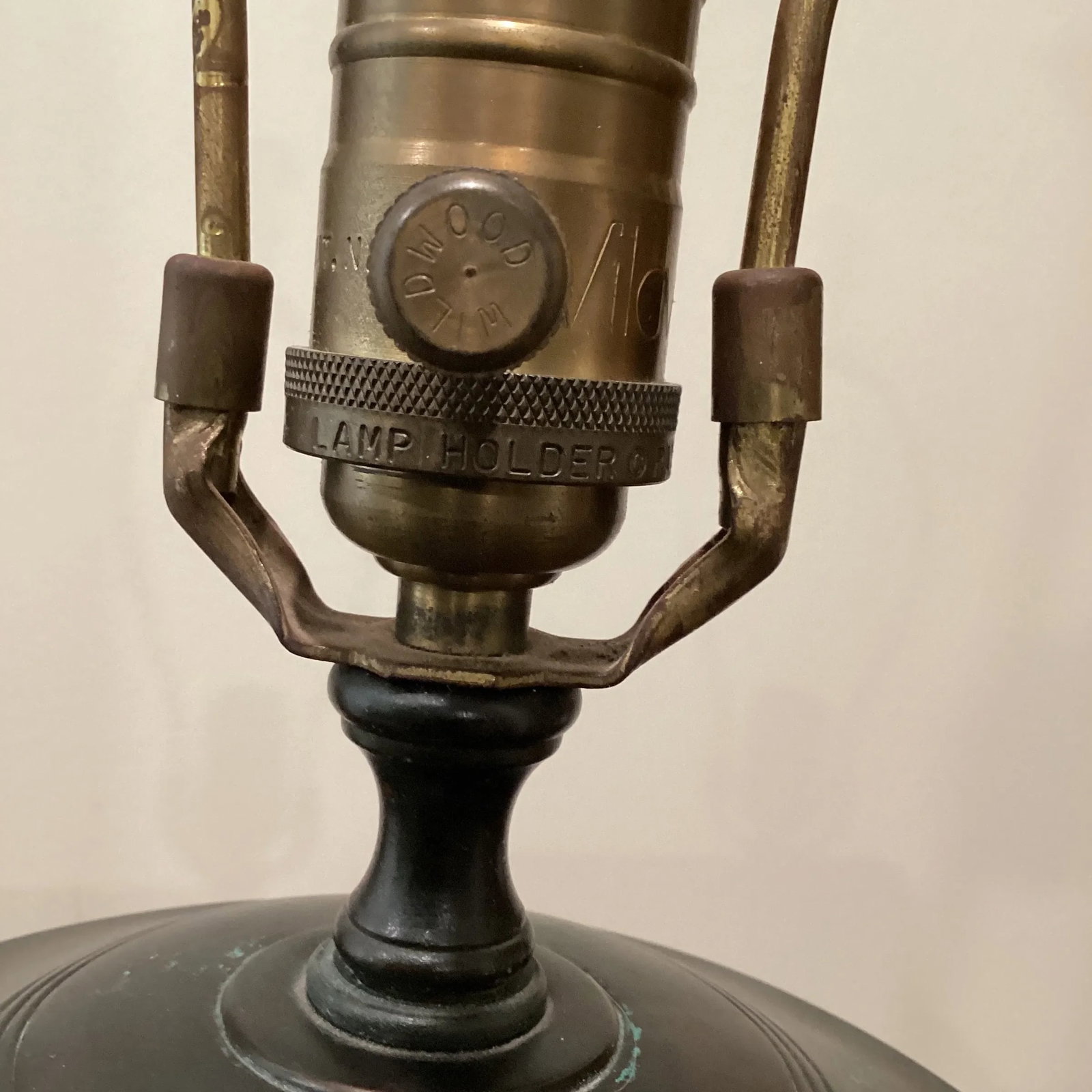 Vintage Late 20th Century Wildwood Table Lamp - 9