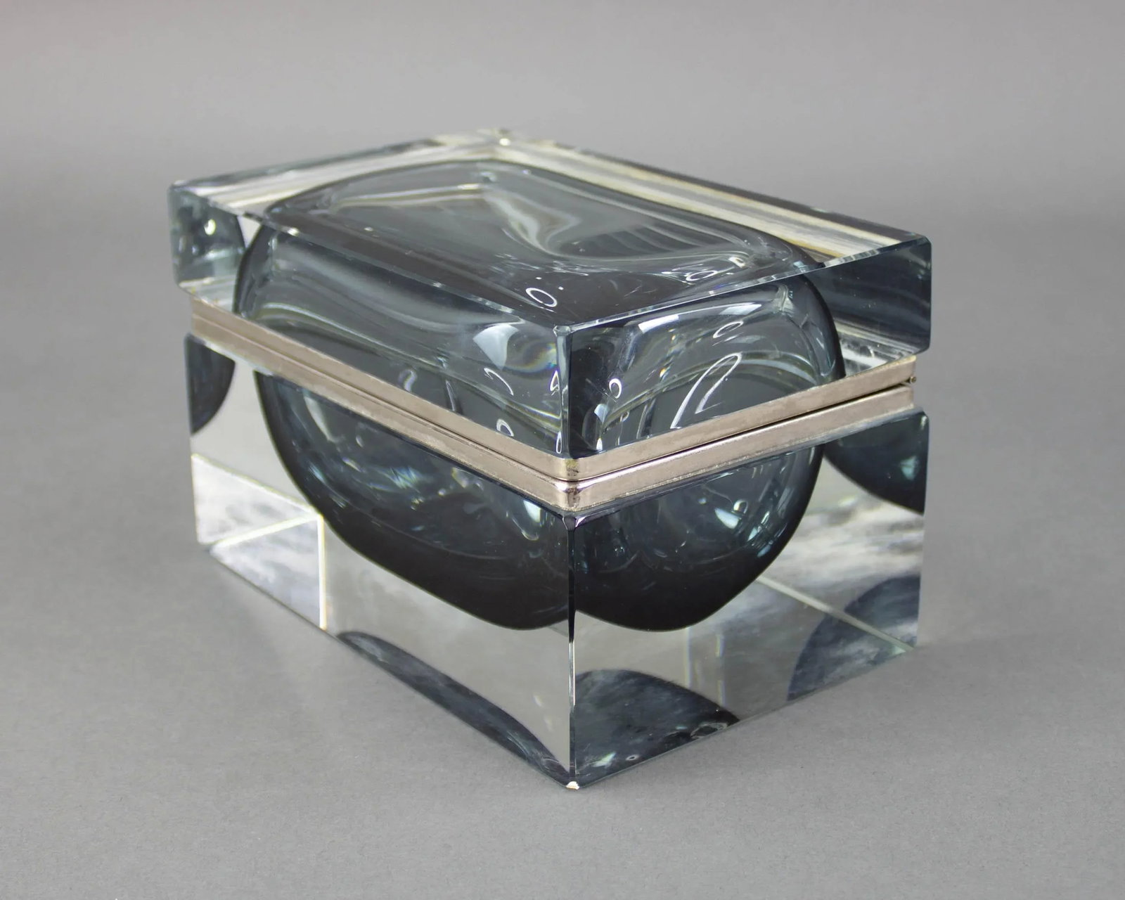 Mid 20th Century Mandruzzato Murano Italy Sommerso Smoke Gray Art Glass Trinket Jewel Box - 12