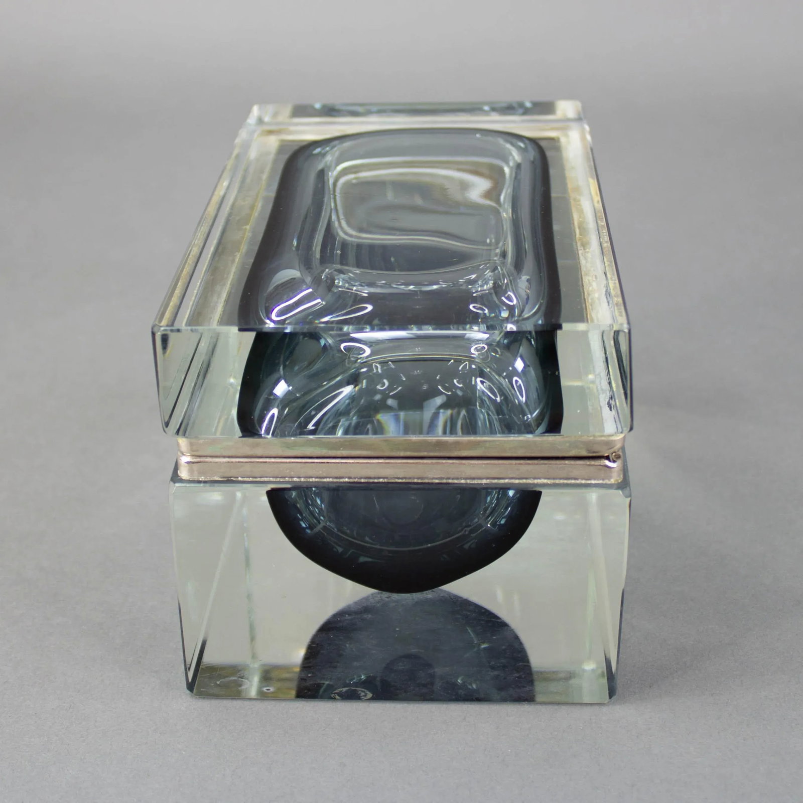 Mid 20th Century Mandruzzato Murano Italy Sommerso Smoke Gray Art Glass Trinket Jewel Box - 5