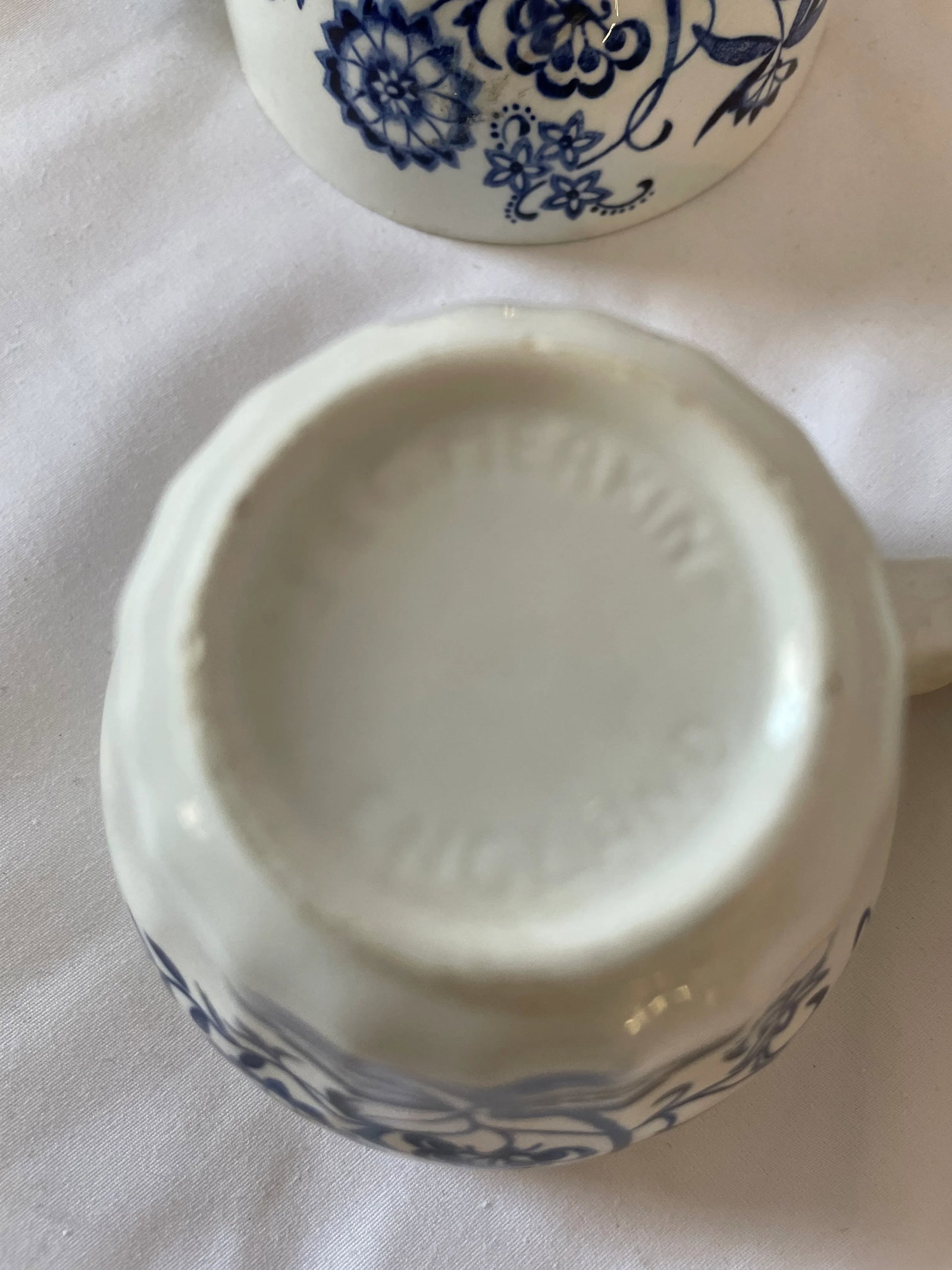 Vintage J & G Meakin Classic White Blue Nordic Dinner Pieces- 24 Pieces - 10