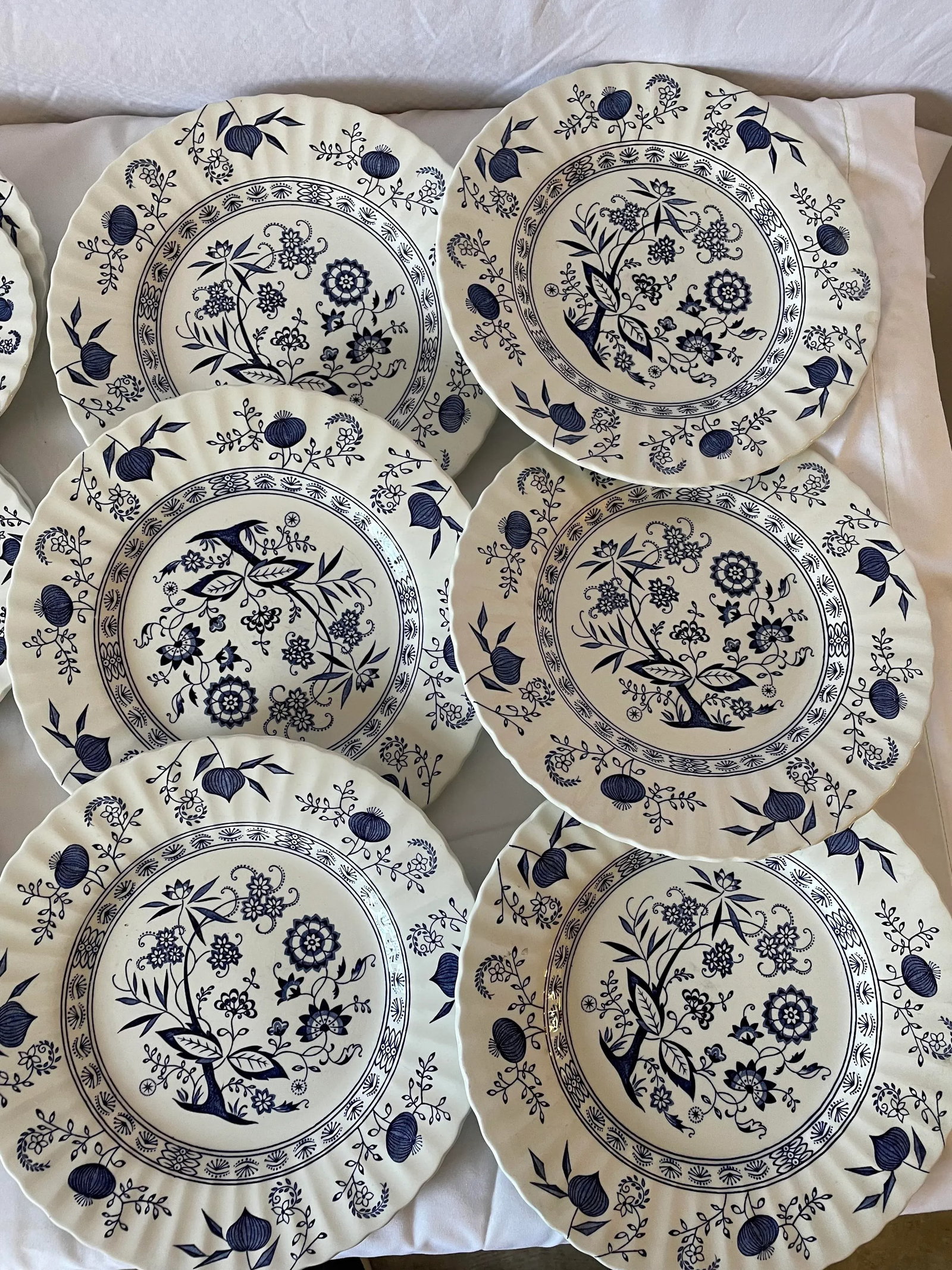 Vintage J & G Meakin Classic White Blue Nordic Dinner Pieces- 24 Pieces - 7