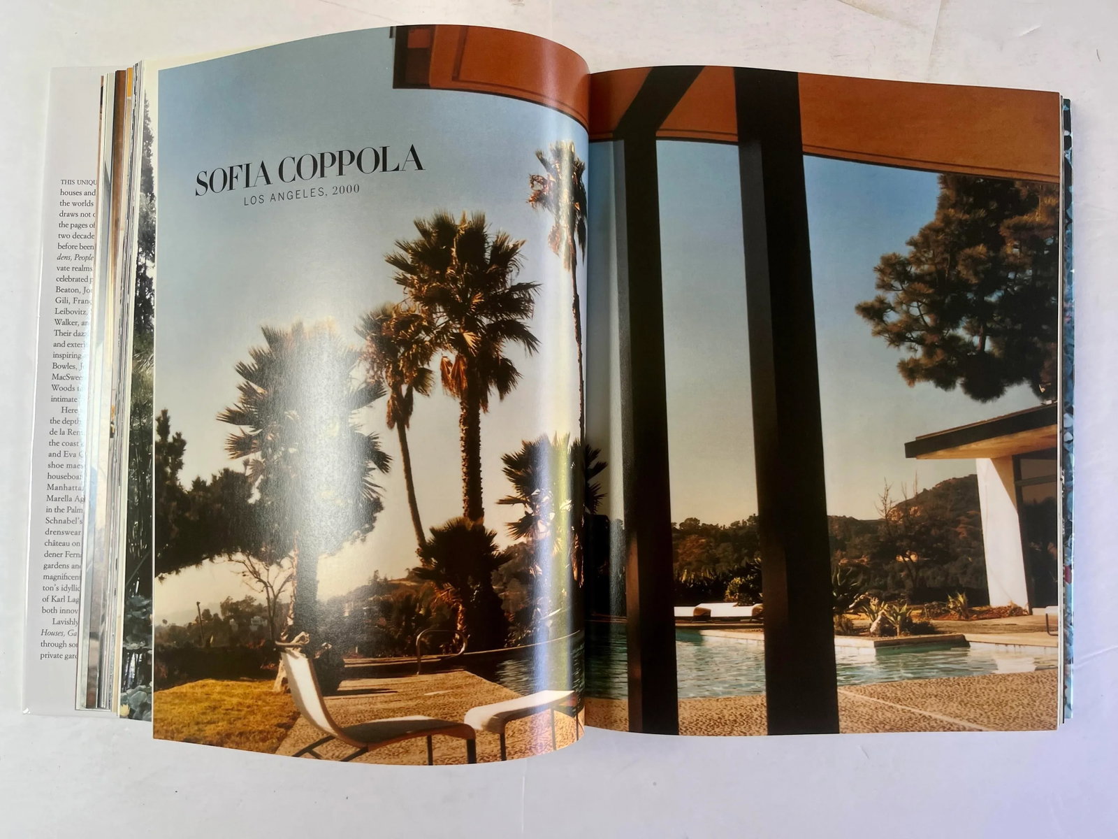 2010 Vogue Living: Houses, Gardens, People Book by Knopf, 6th Printing - 6