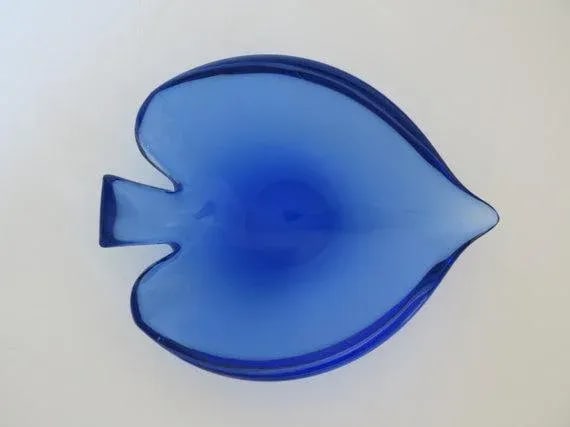 Mid-Century Cobalt Blue Murano Glass Angel Fish-Shaped Bowl - 3