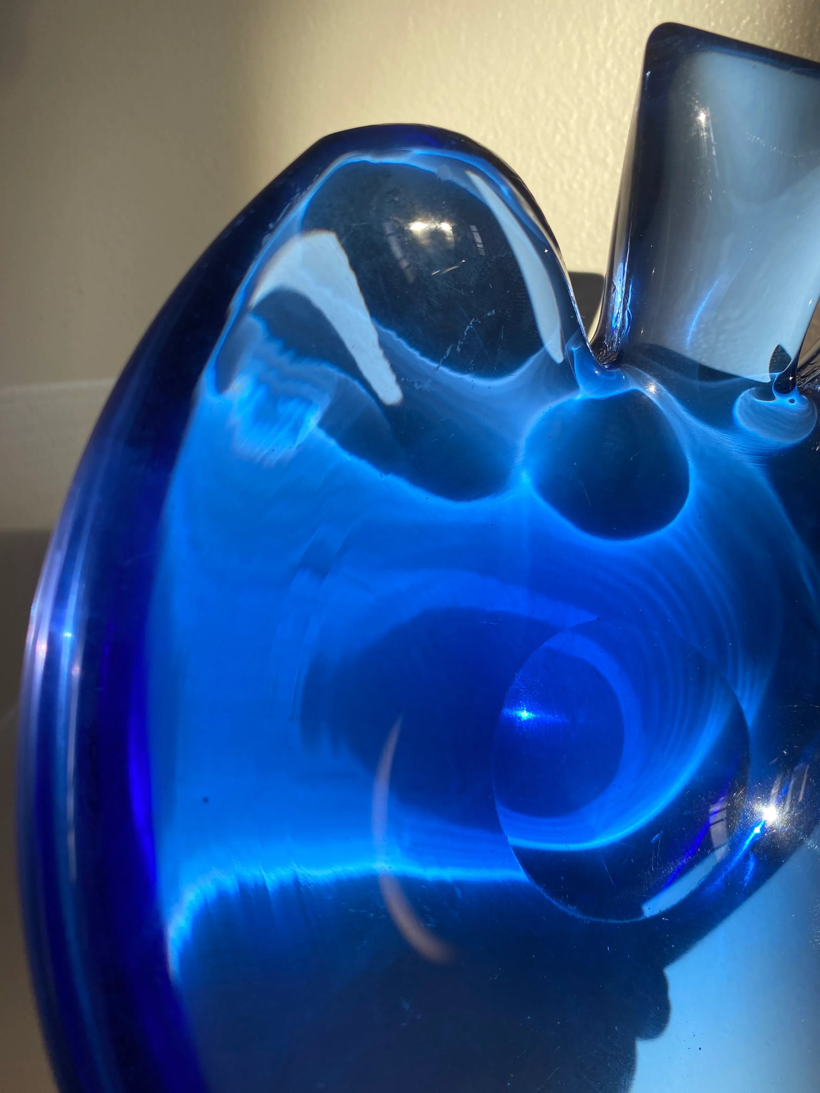 Mid-Century Cobalt Blue Murano Glass Angel Fish-Shaped Bowl - 7