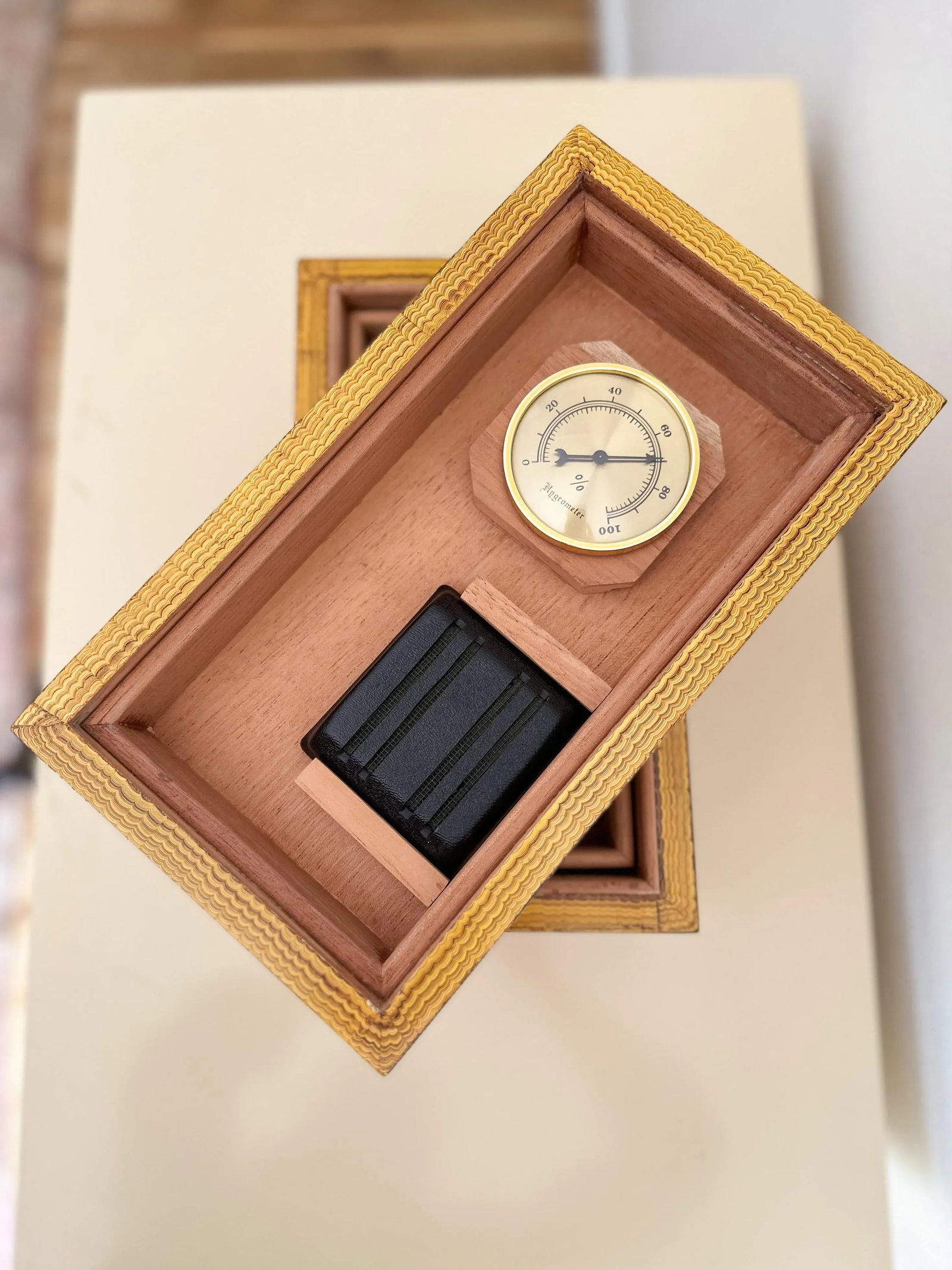 1980s Maitland Smith Humidor With Cedar and Humidity Control - 10