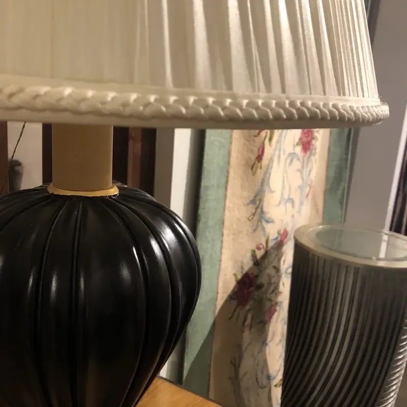 1990s Italian Hand Carved Florentine Style Lamp With Shade - 4
