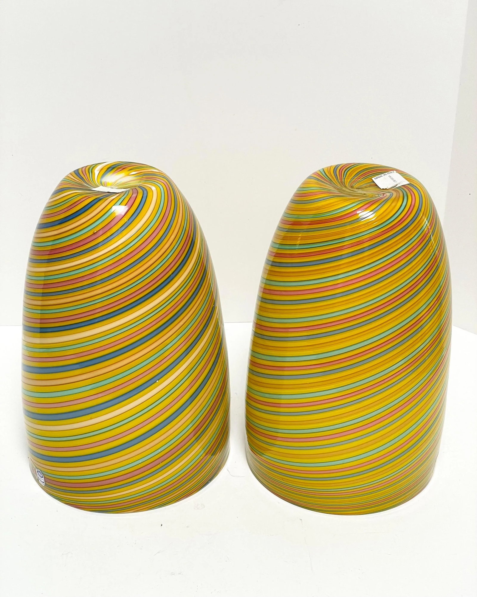 Pair of 2000s Large Gino Cenedese 'Filigrana' Murano Italian Glass Vases - 5