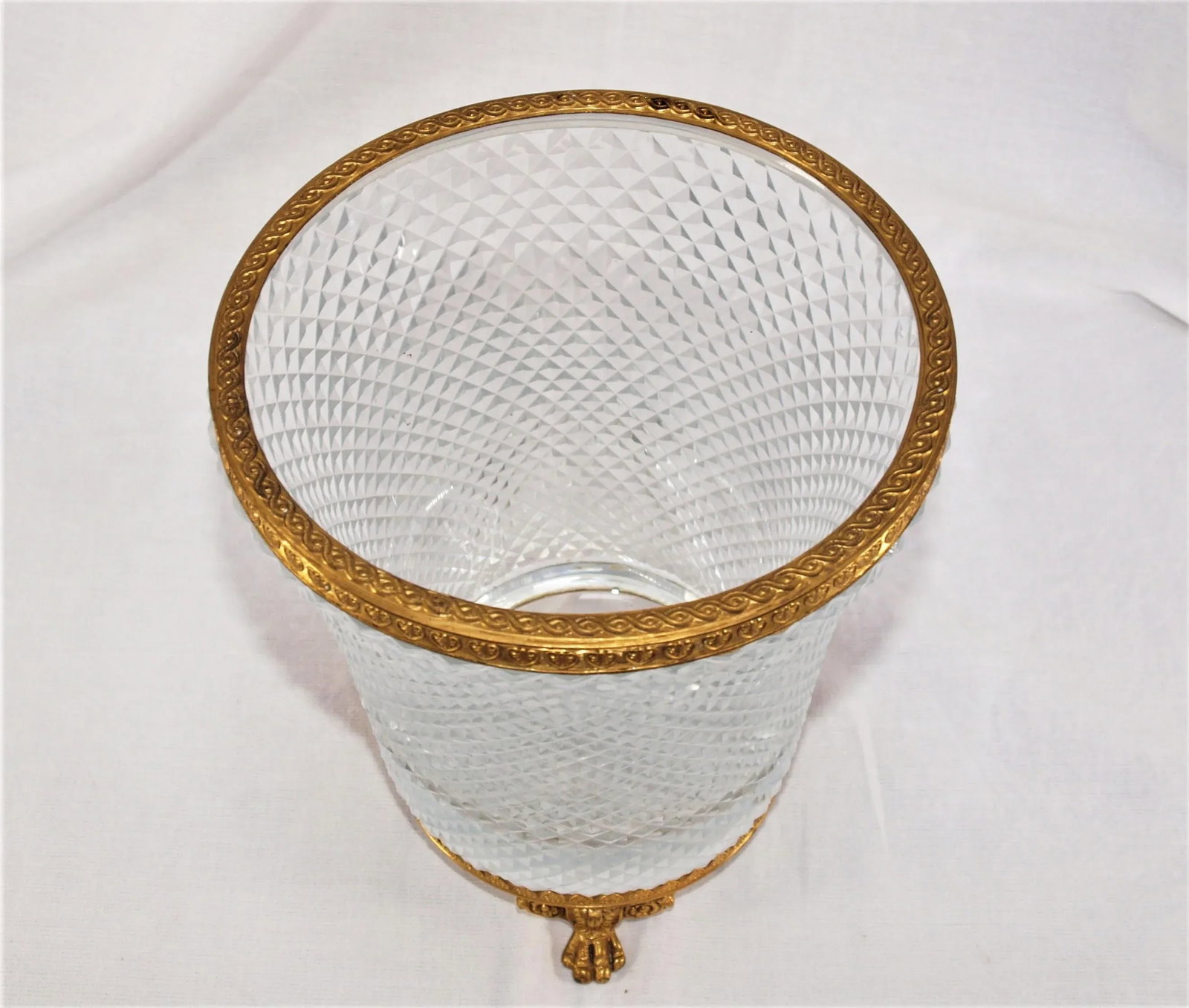 1960s French Ormolu Dore Bronze Cut Crystal Gilt Paw Feet Centerpiece Bowl - 5