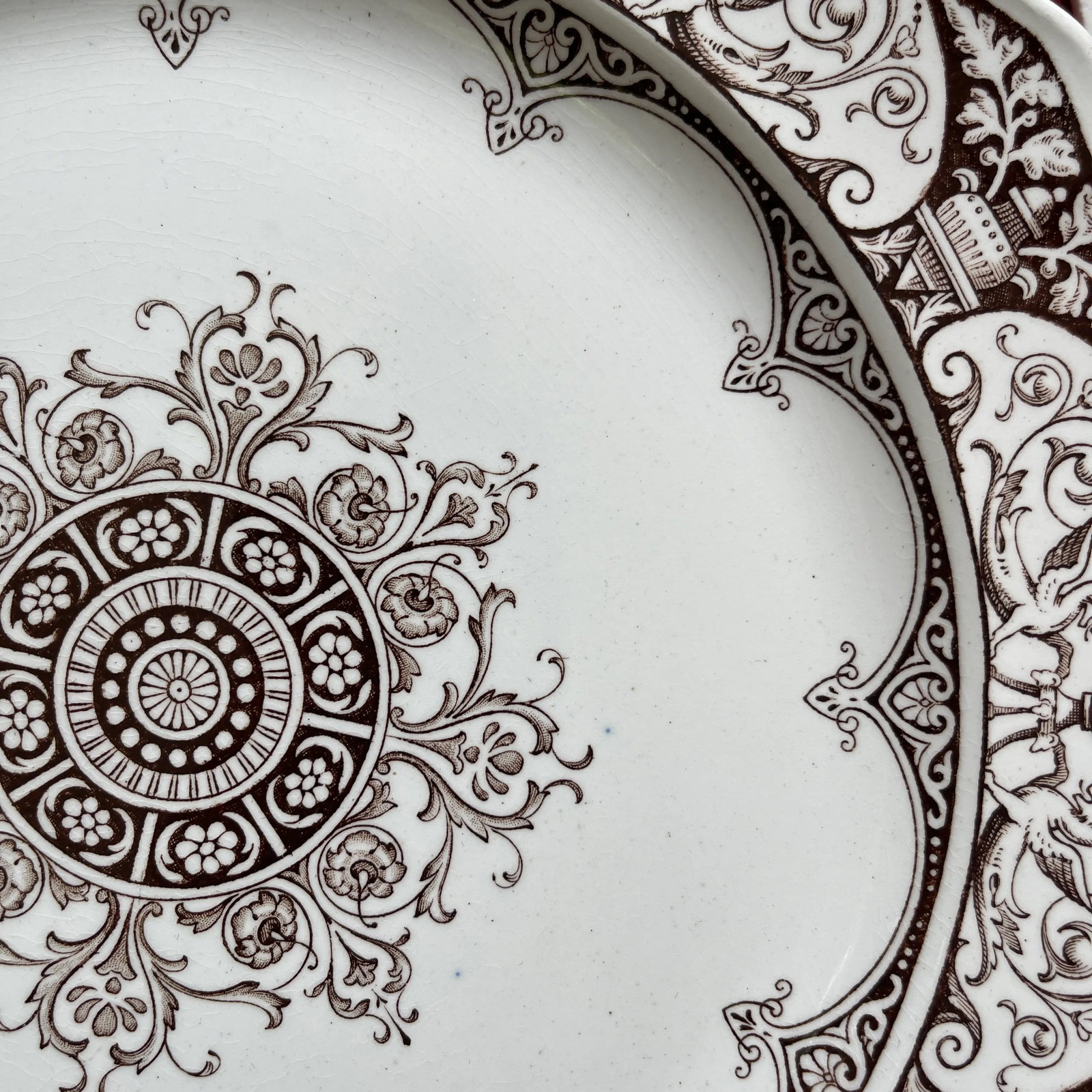 Early 19th Century Wedgwood Queen Charlotte Dinnerware - Set of 6 - 6