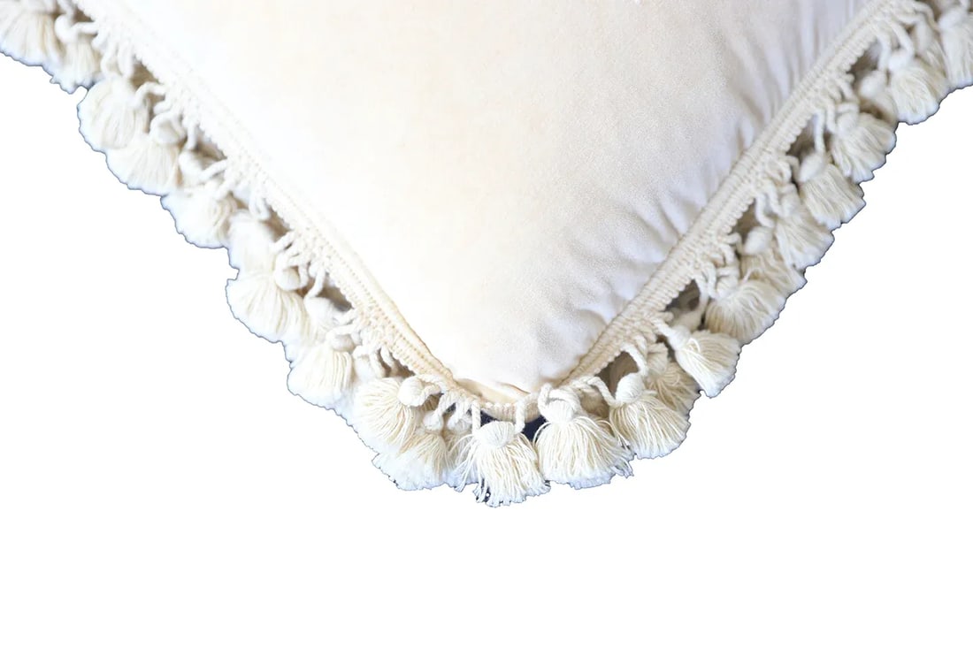 Square Pillow | Cream Floral Needlepoint Deorative Wool Pillow - 4