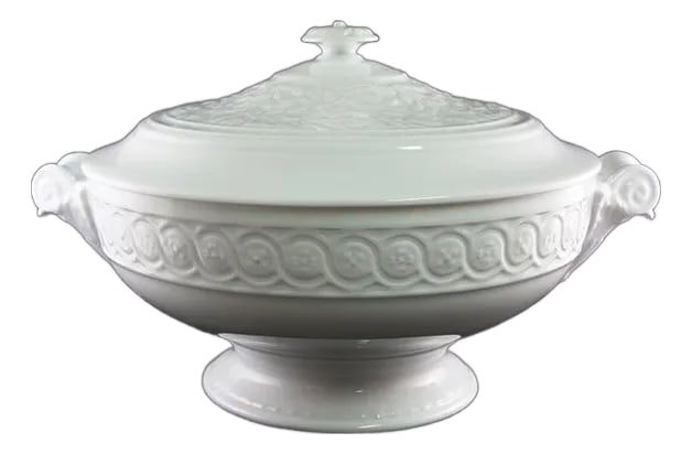 Bernardaud Louvre Soup Tureen: Complete your set or replace a broken piece with this single, large soup tureen from Bernardaud's iconic Louvre pattern. Perfect for serving soup or any side dish at dinner, this versatile tureen can