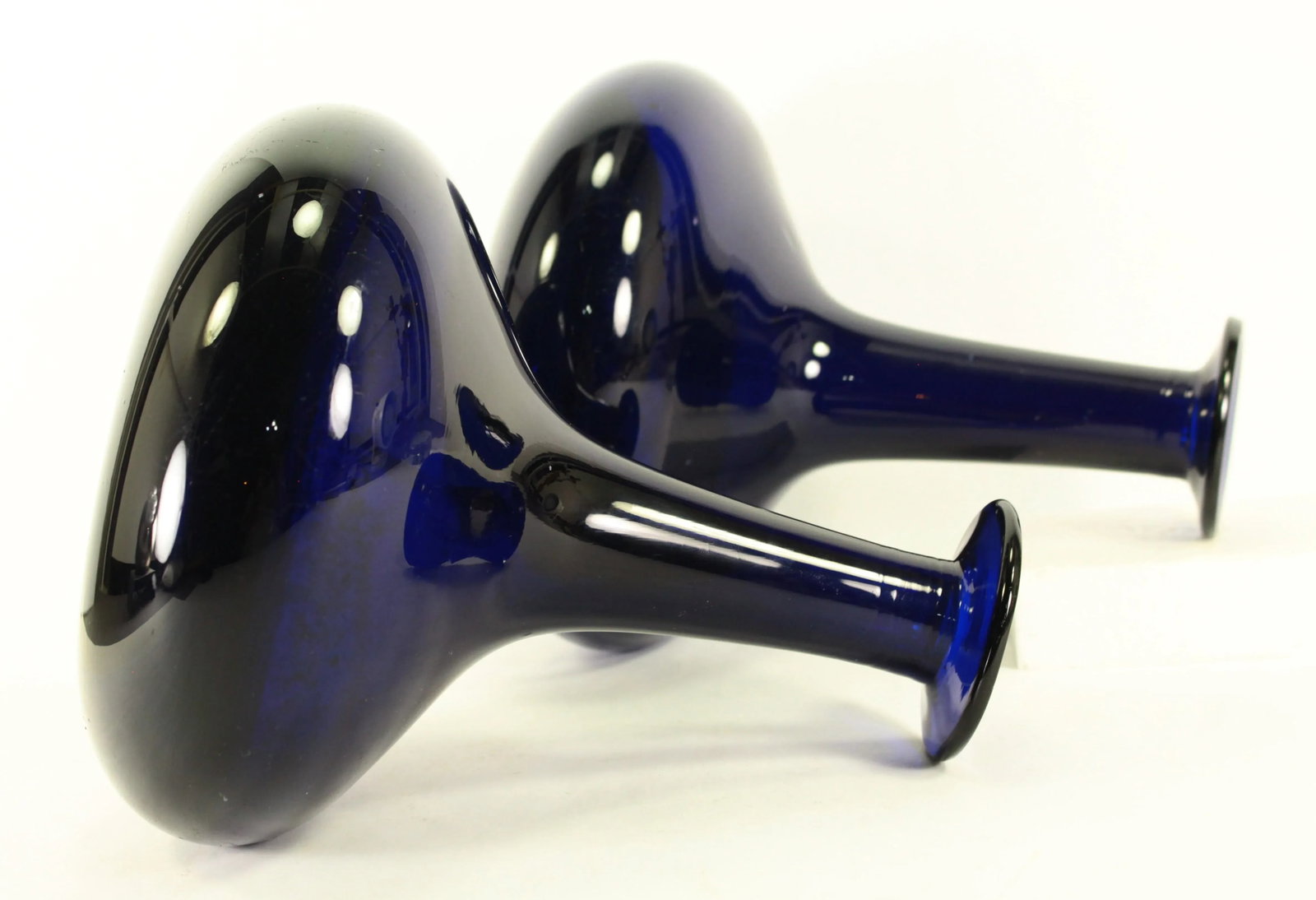 Pair of Early 1800's Bristol Cobalt Blue Hand Blown Glass Mell Decanters, Scottish - 5