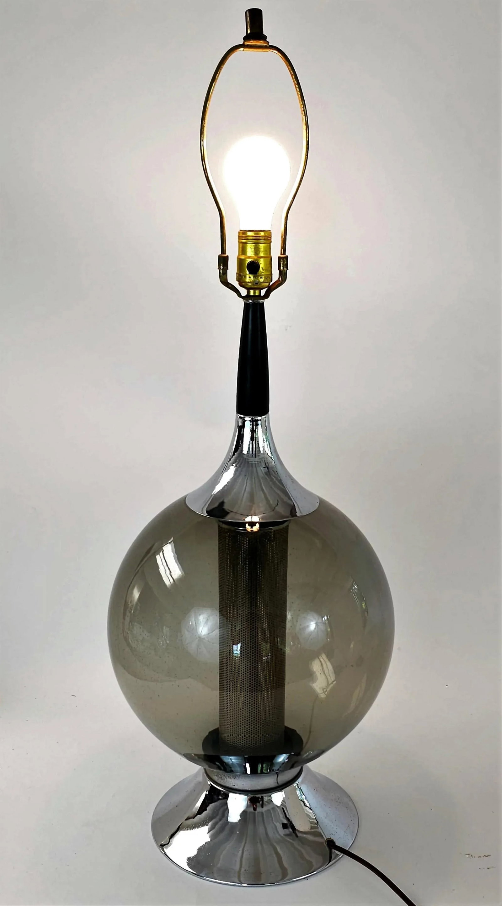 Vintage Mid-Century Smoky Glass and Chrome Table Lamp - 4