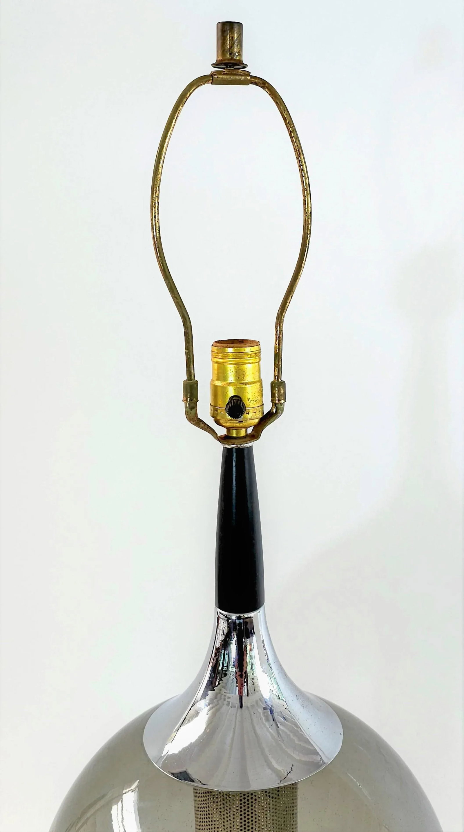 Vintage Mid-Century Smoky Glass and Chrome Table Lamp - 7