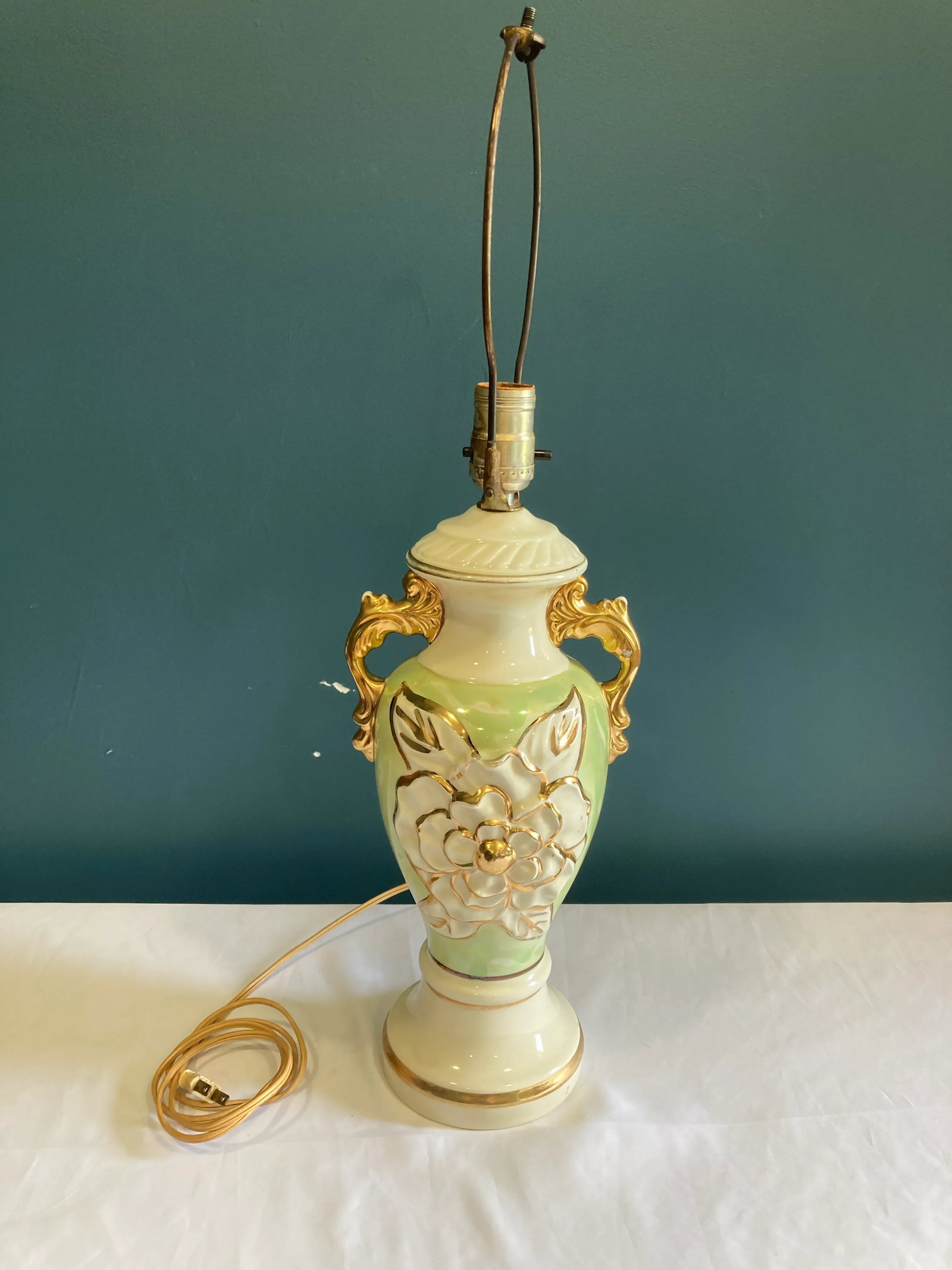 1940's Hand Painted Green & Gold Urn Lamp - 12