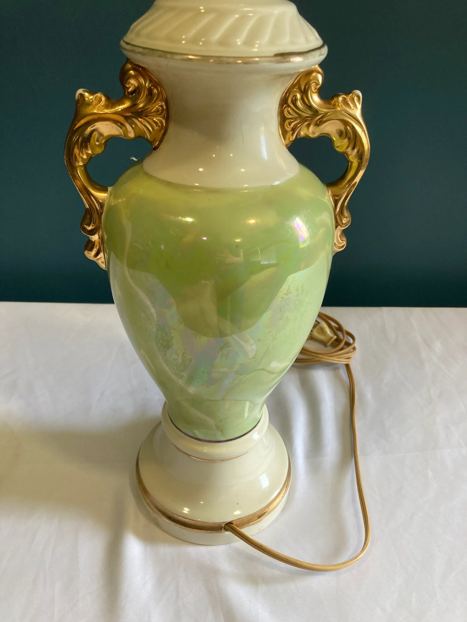 1940's Hand Painted Green & Gold Urn Lamp - 5