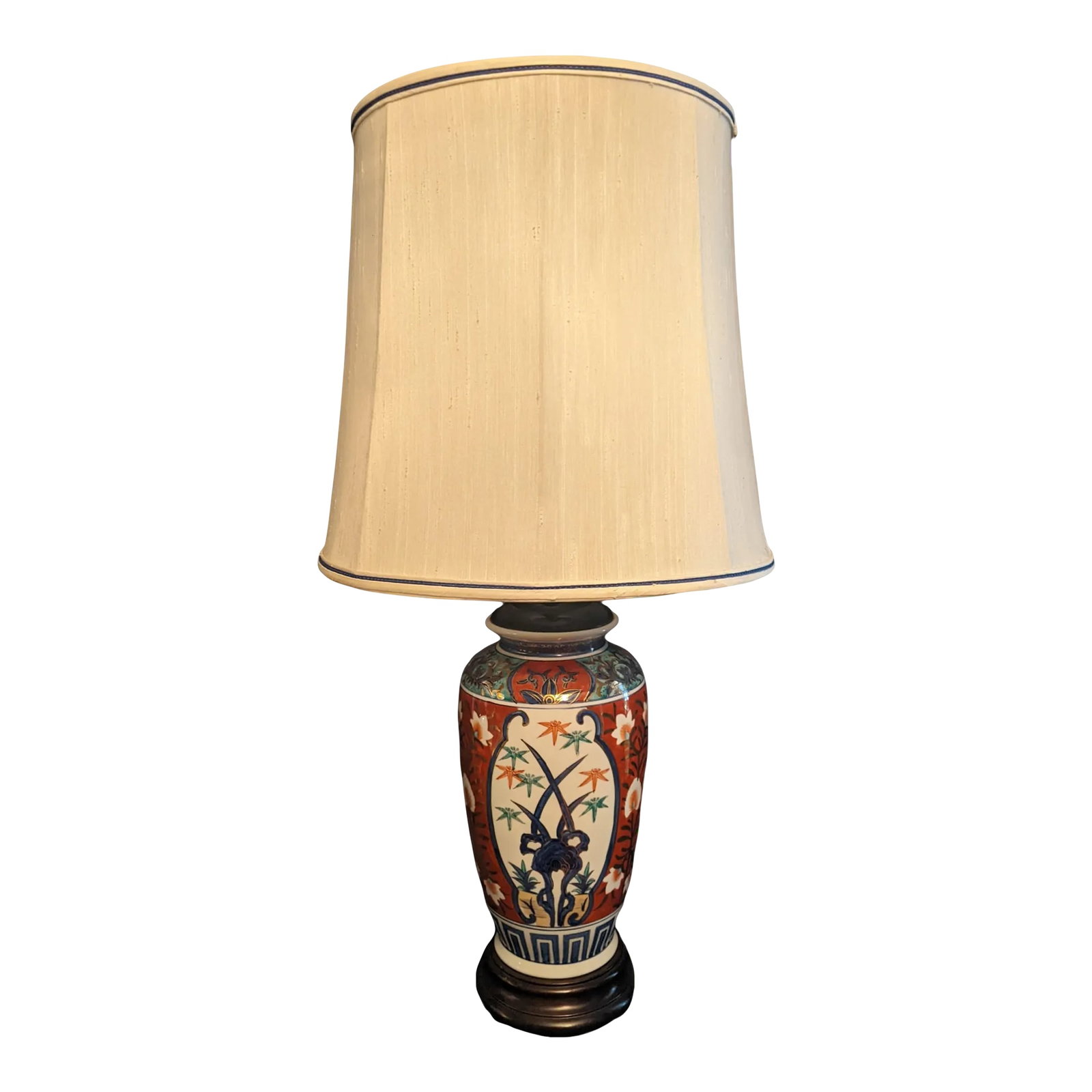 Mid-Century Japanese Hand Painted Large Imari Porcelain Table Lamp (1 of 9)
