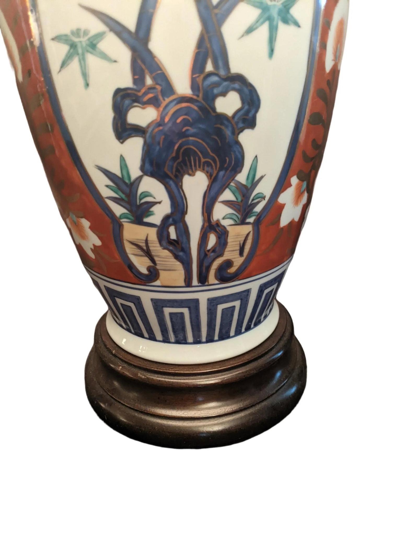 Mid-Century Japanese Hand Painted Large Imari Porcelain Table Lamp - 6