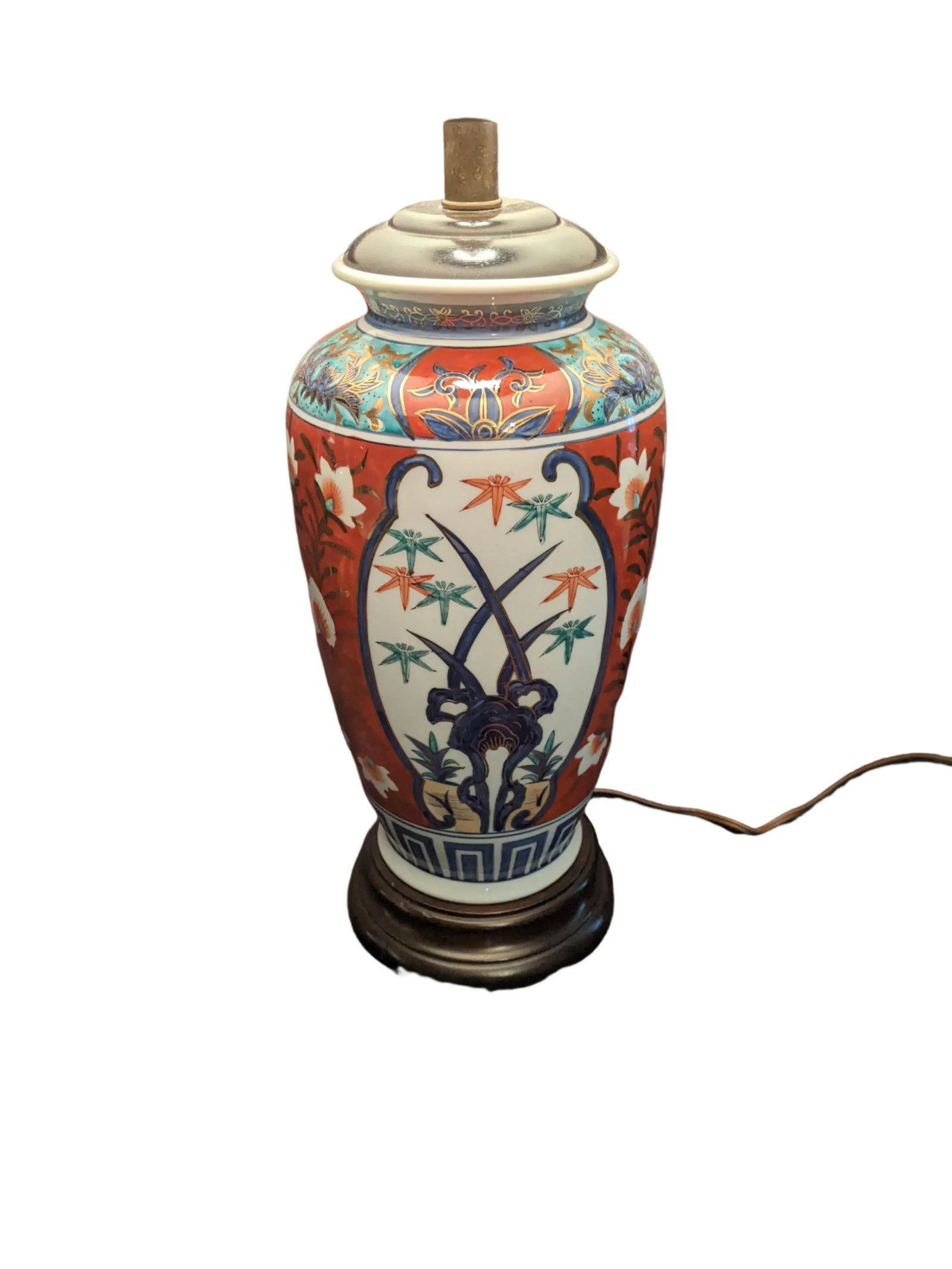 Mid-Century Japanese Hand Painted Large Imari Porcelain Table Lamp - 7