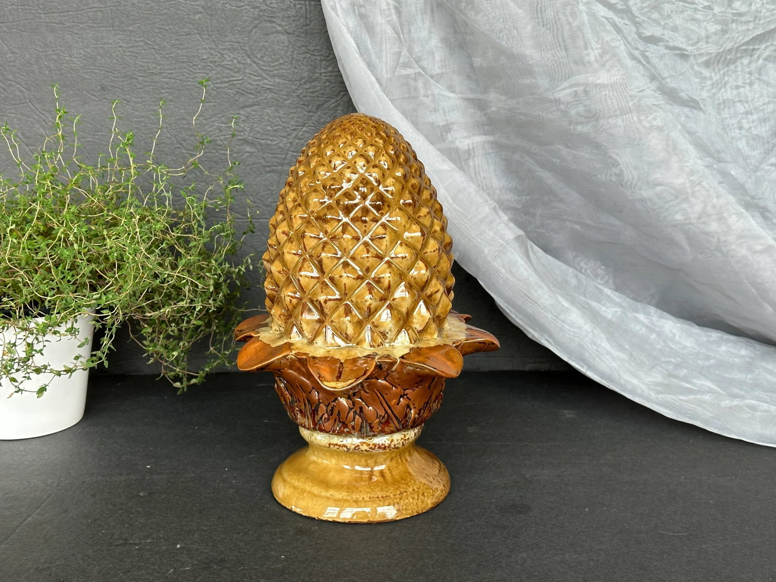 Ceramic Pineapple Table Centerpiece Ornament - 2