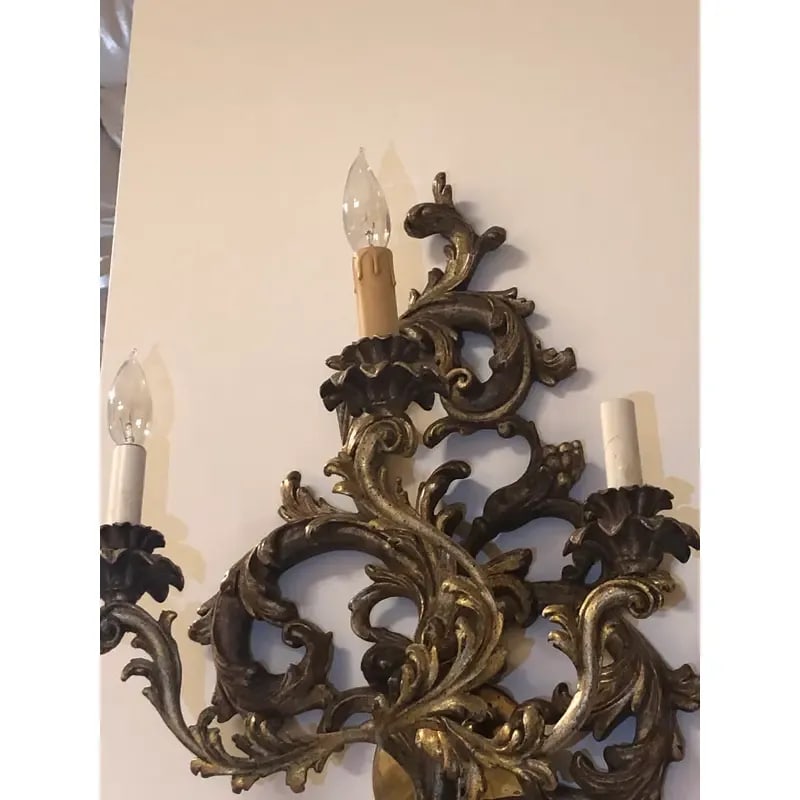 1990s Hand-Carved Wood Sconce Featuring Three Lights - 3