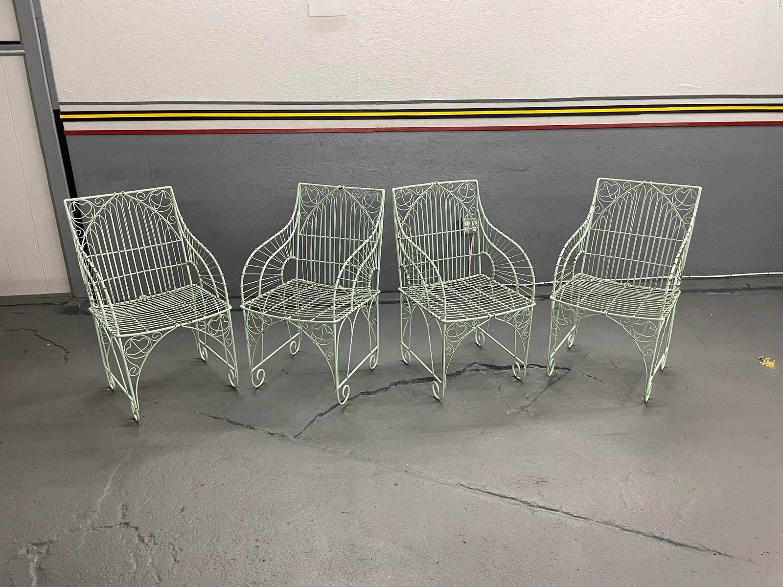 Vintage Wrought Iron Outdoor Patio Chairs - 10