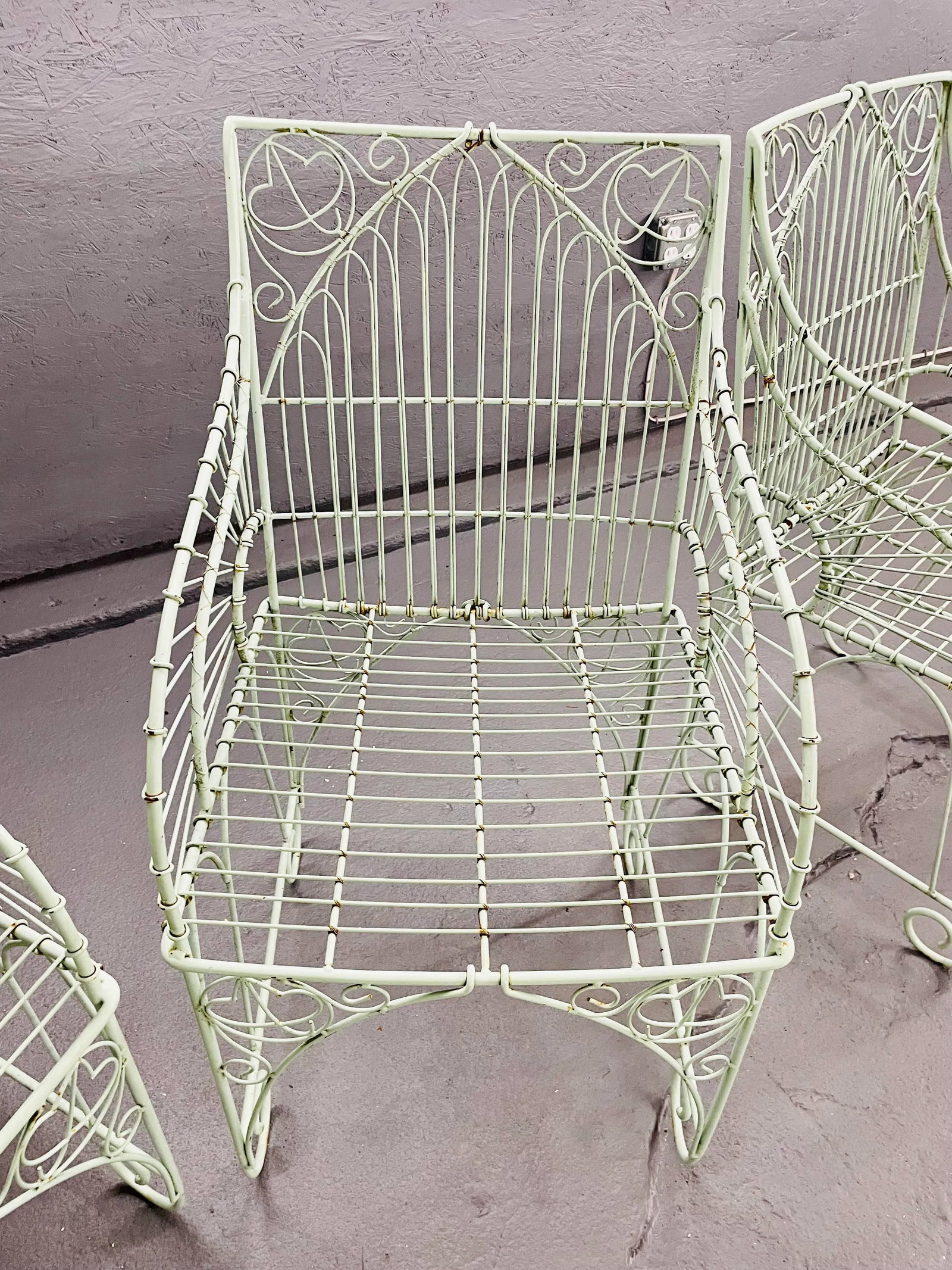 Vintage Wrought Iron Outdoor Patio Chairs - 11