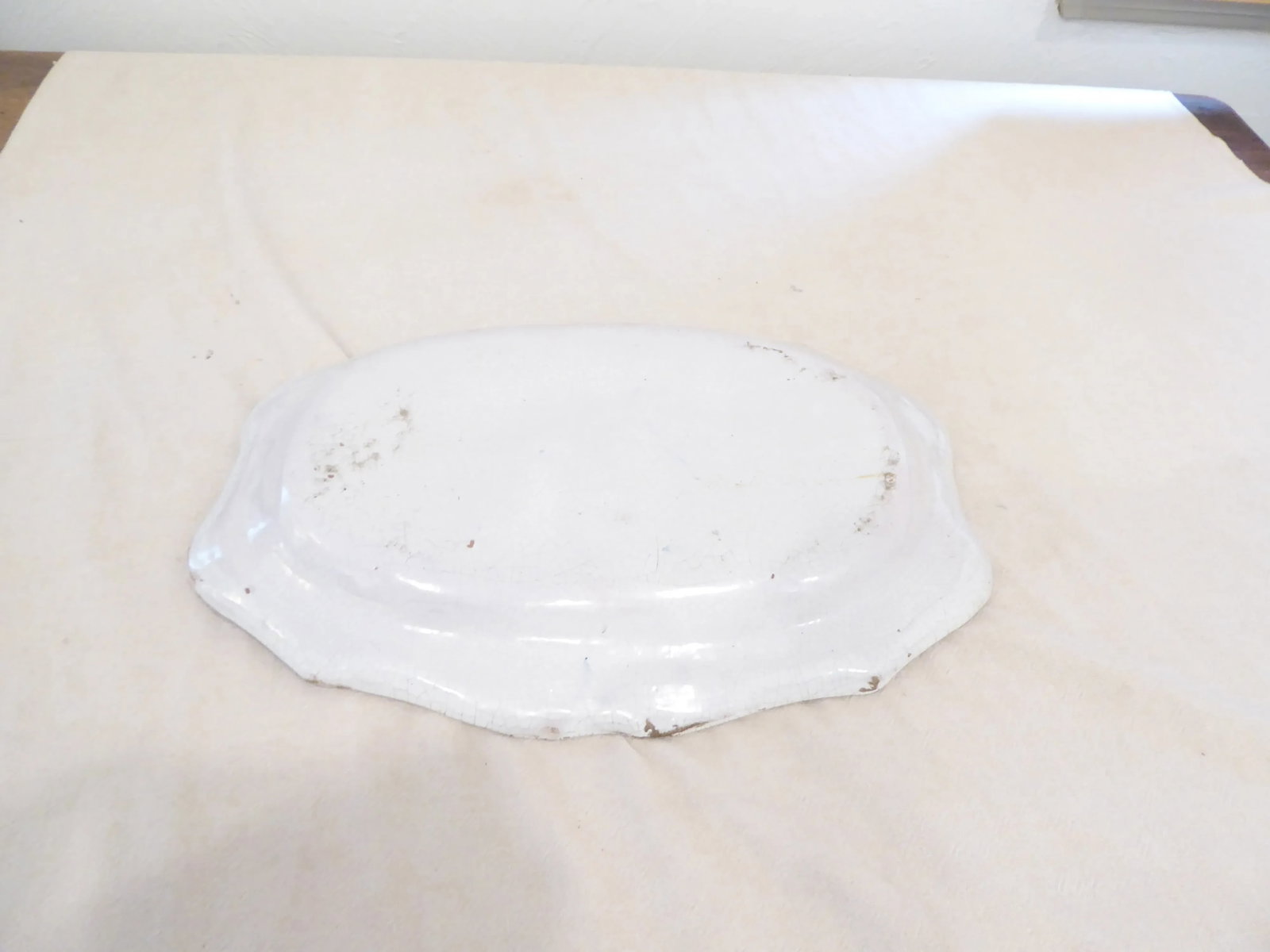 18th Century French White & Blue Faience Platter - 5