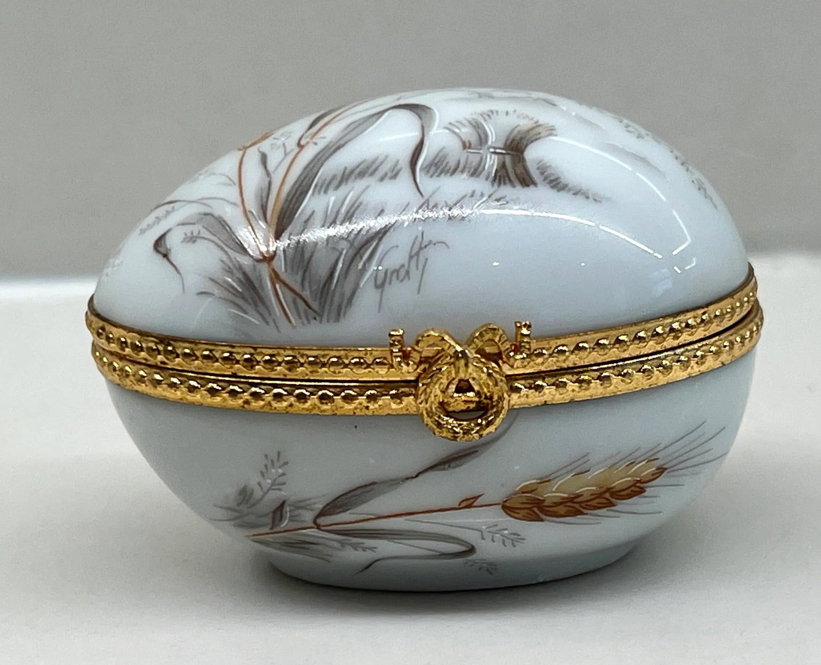 Early 20th Century Limoges Egg Shape Box - 3
