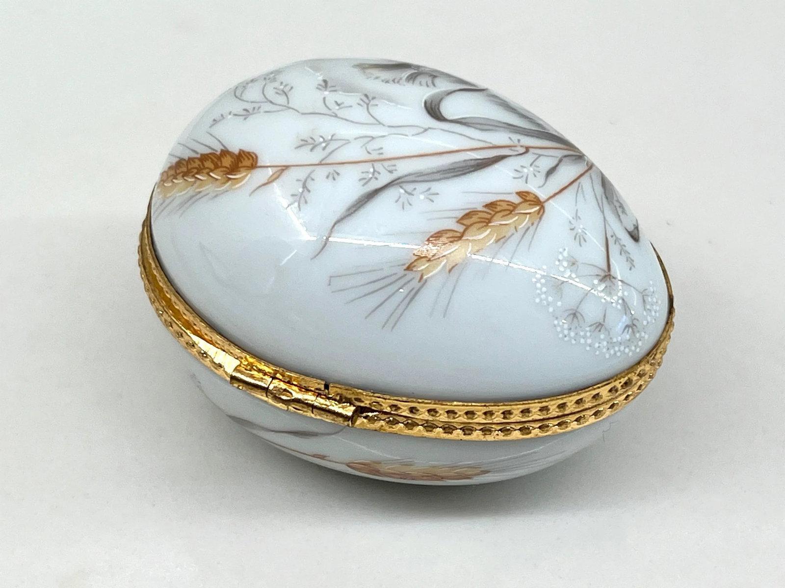 Early 20th Century Limoges Egg Shape Box - 5
