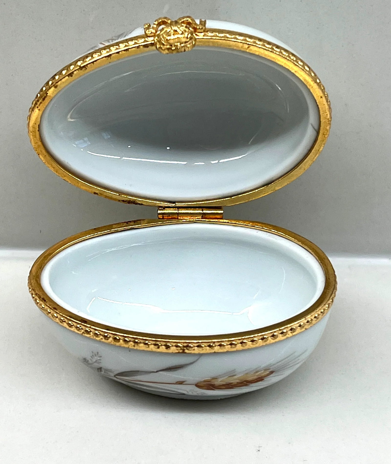 Early 20th Century Limoges Egg Shape Box - 6
