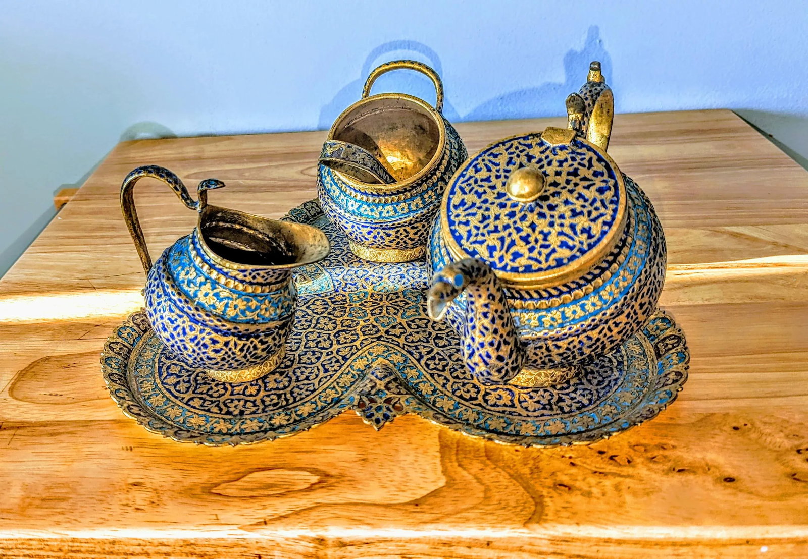 Mid 19th Century Kashmiri Tilted and Lacquered 5 Piece Coffee/Tea Service - 2