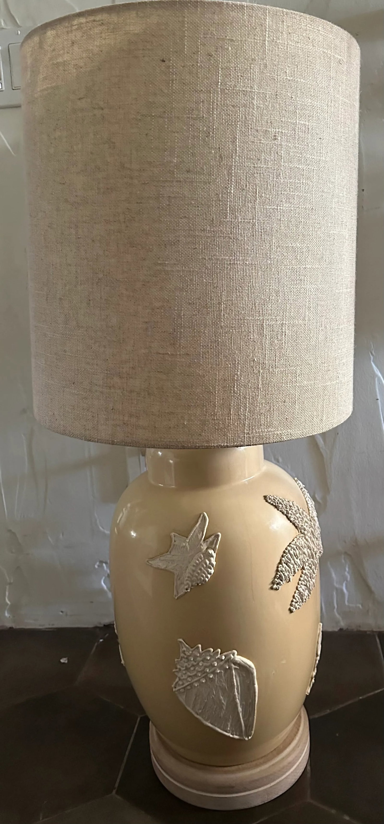 California Coastal Chic Seashell Encrusted Ginger Lamp - 7