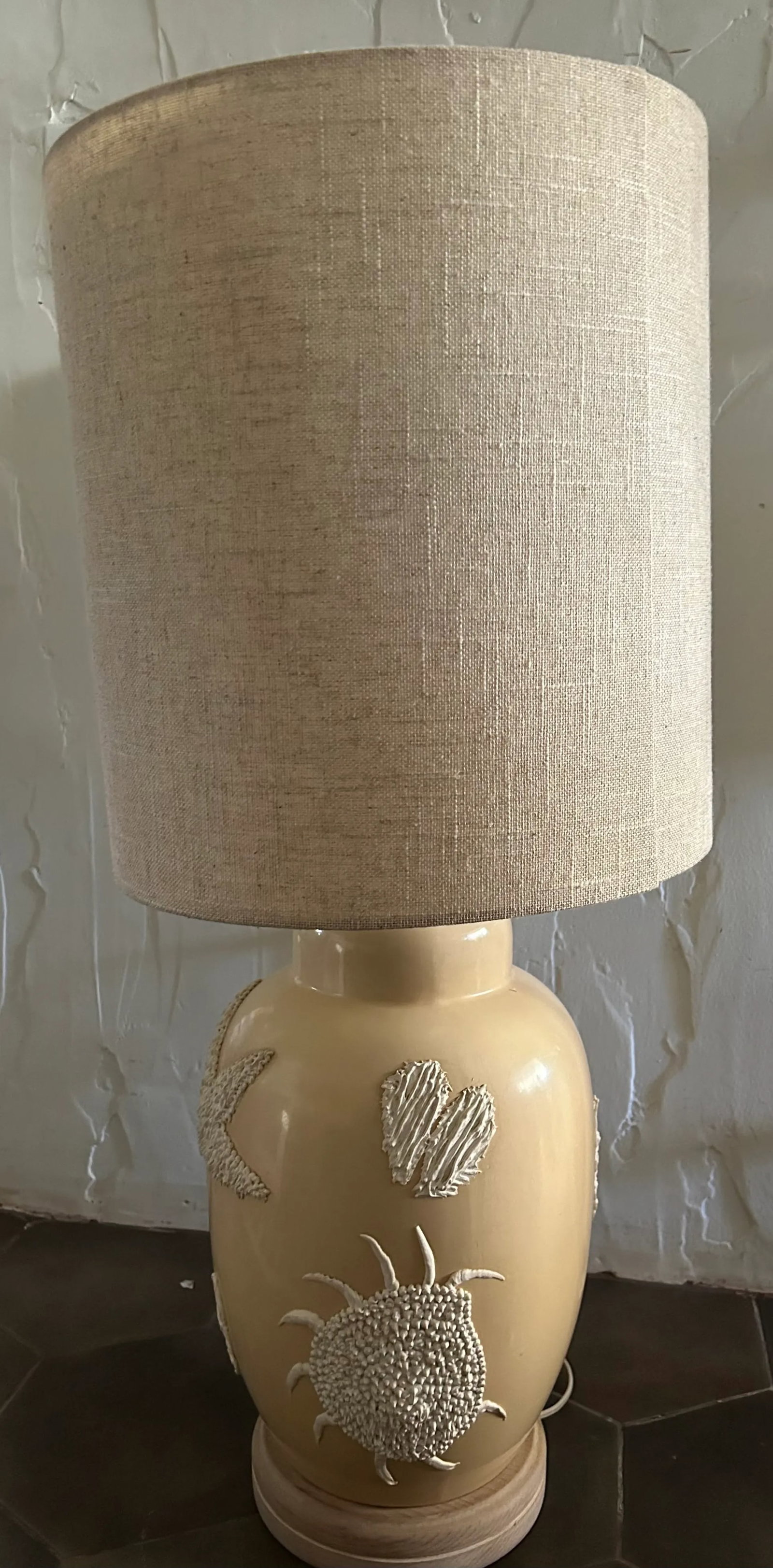 California Coastal Chic Seashell Encrusted Ginger Lamp - 9