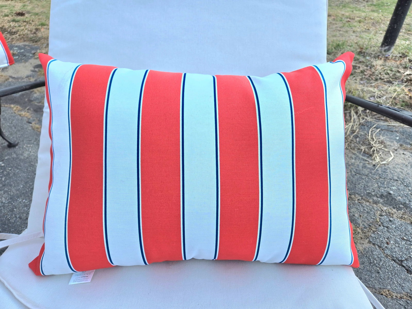 Vintage Wrought Iron Outdoor Patio Sofa & Chaise - 5