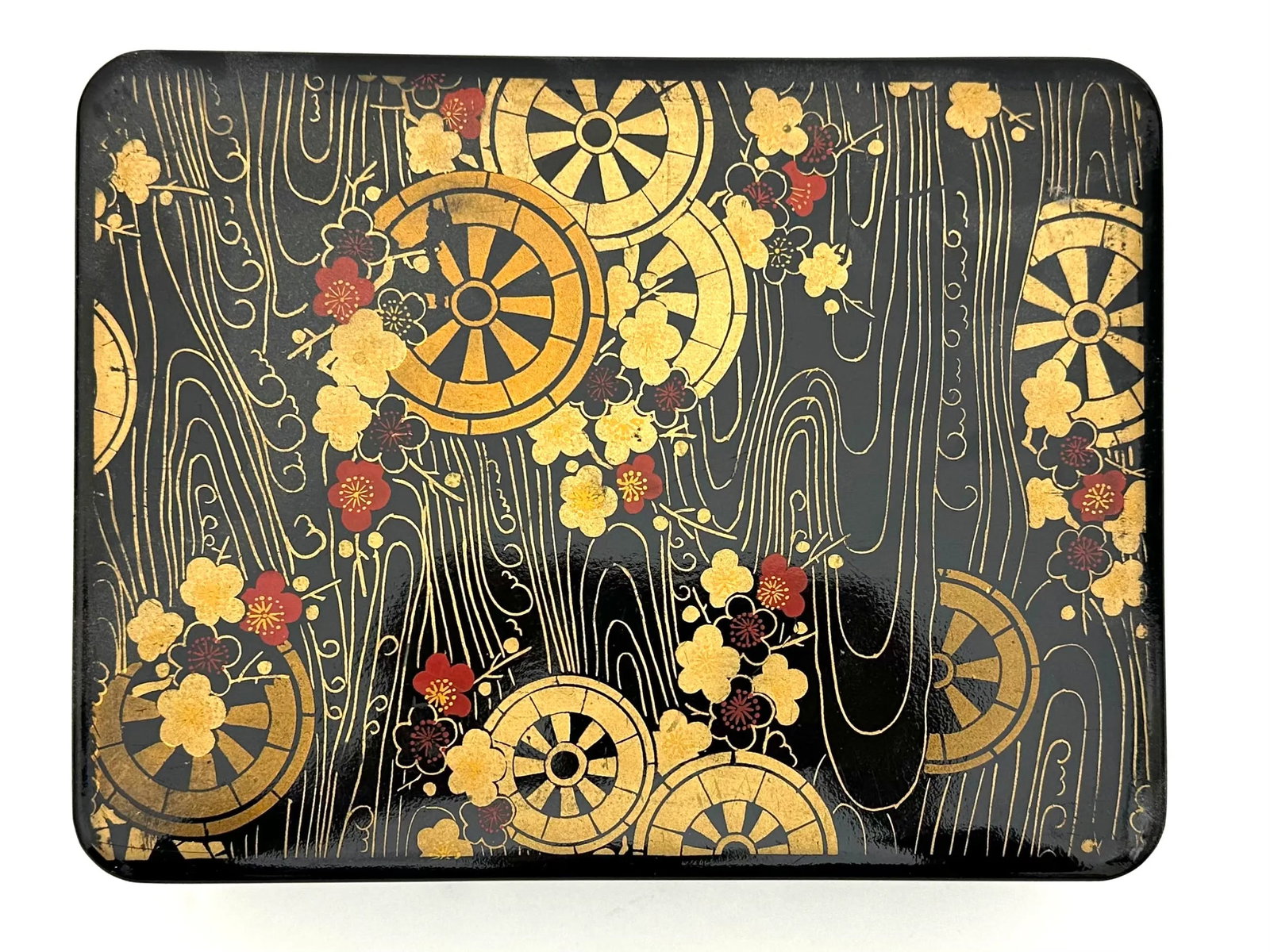 Early 20th Century Large Japanese Aesthetic Movement Black Lacquer Box - 6