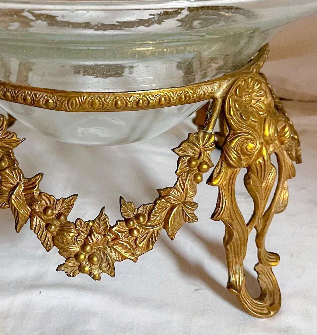 Vintage Large Art Glass Bowl Tazza Centerpiece Bowl in Brass Stand - 3