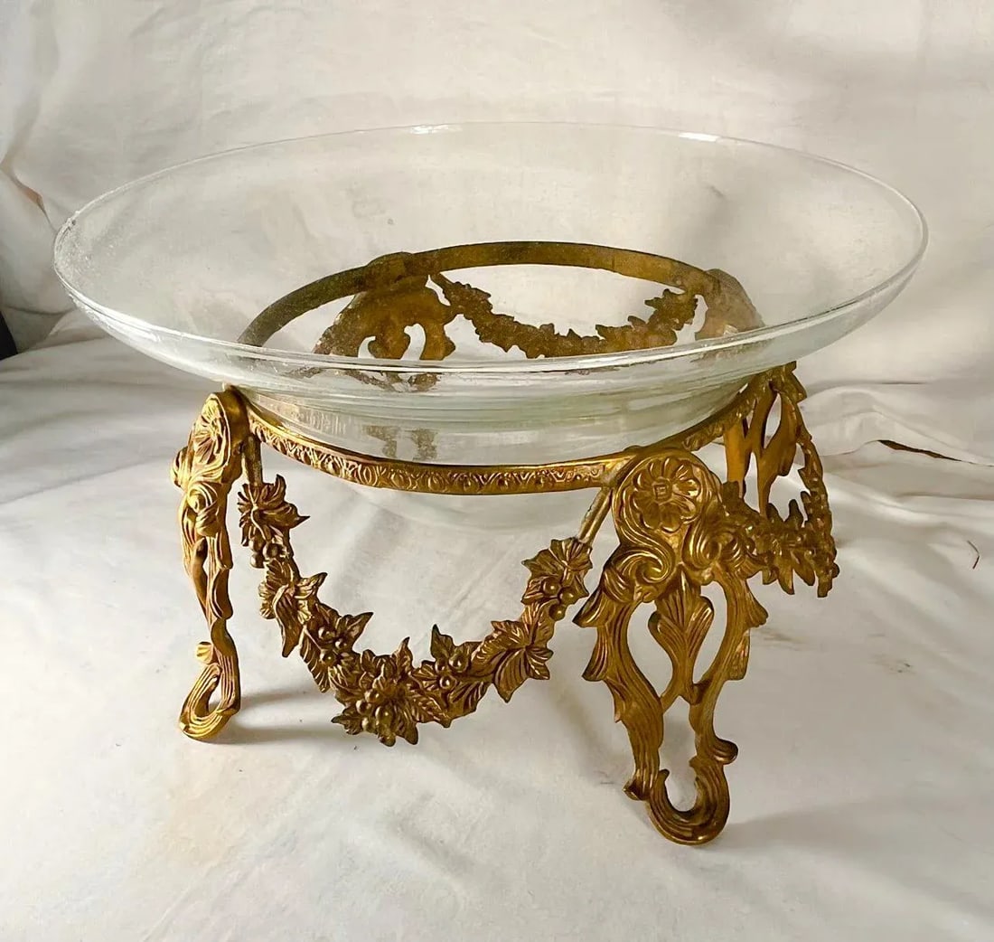 Vintage Large Art Glass Bowl Tazza Centerpiece Bowl in Brass Stand - 4
