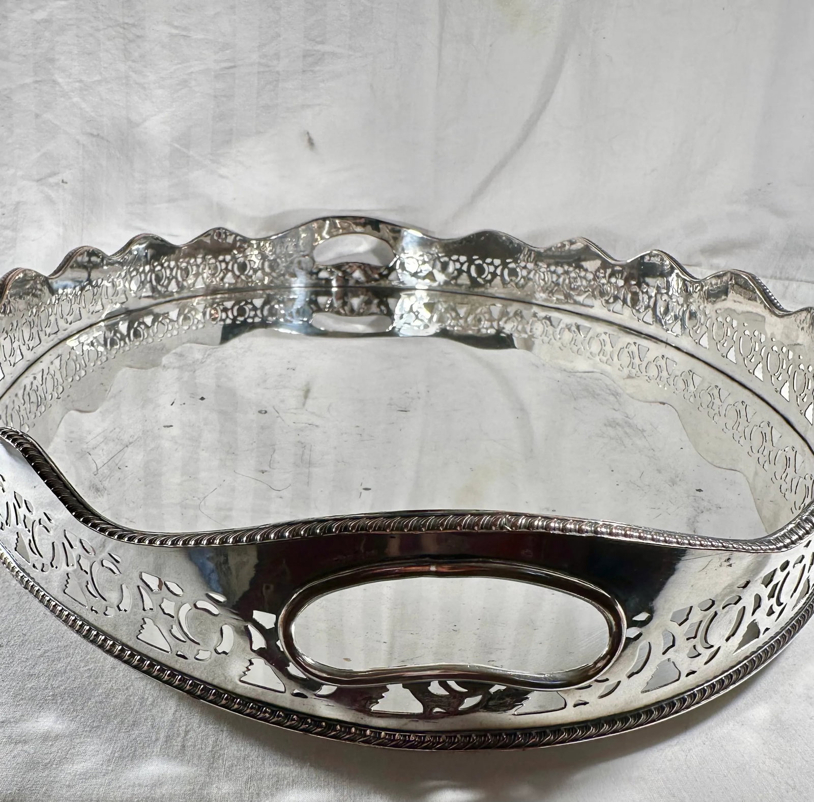 Large Oval Edwardian Gallery Butler Tray Hallmarked Silver Plate. - 9