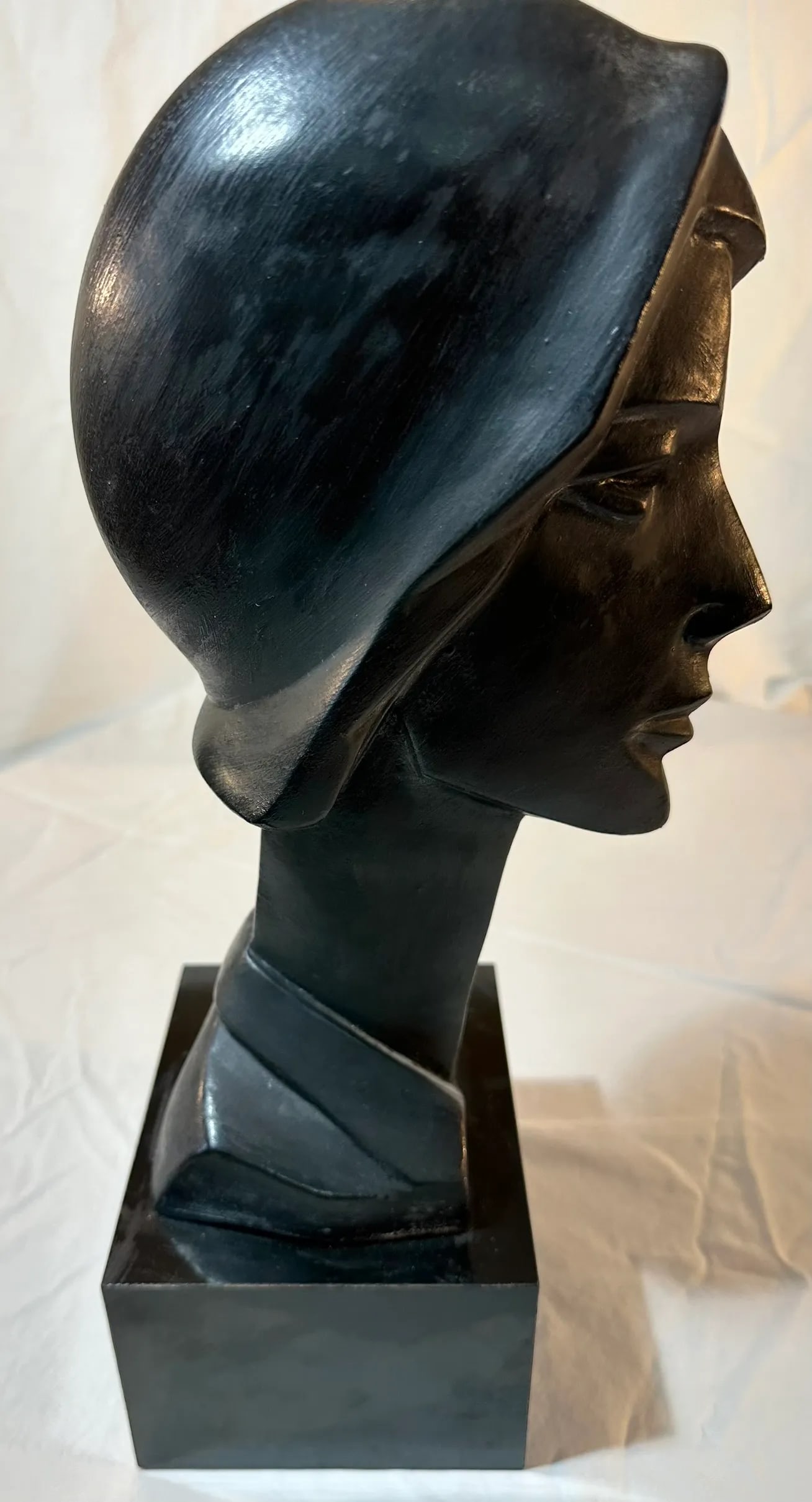 Pair 1980s Neo Deco Black Ceramic Man and Woman by David Fisher for Austin Productions - 2