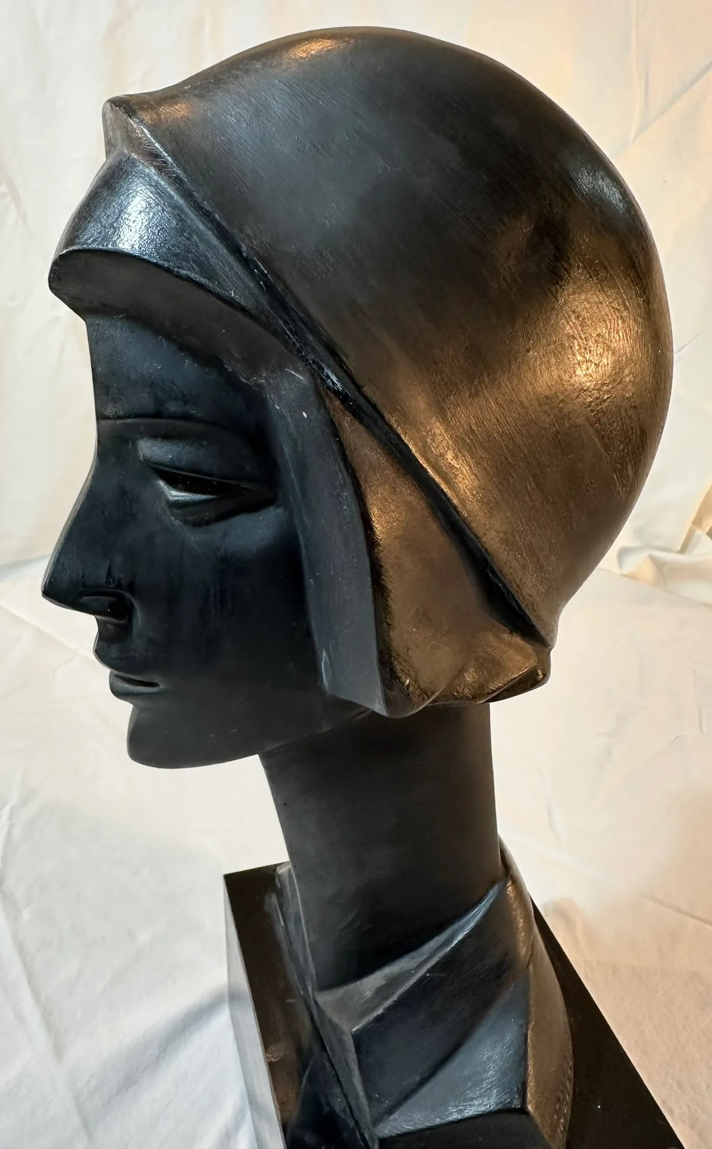 Pair 1980s Neo Deco Black Ceramic Man and Woman by David Fisher for Austin Productions - 5