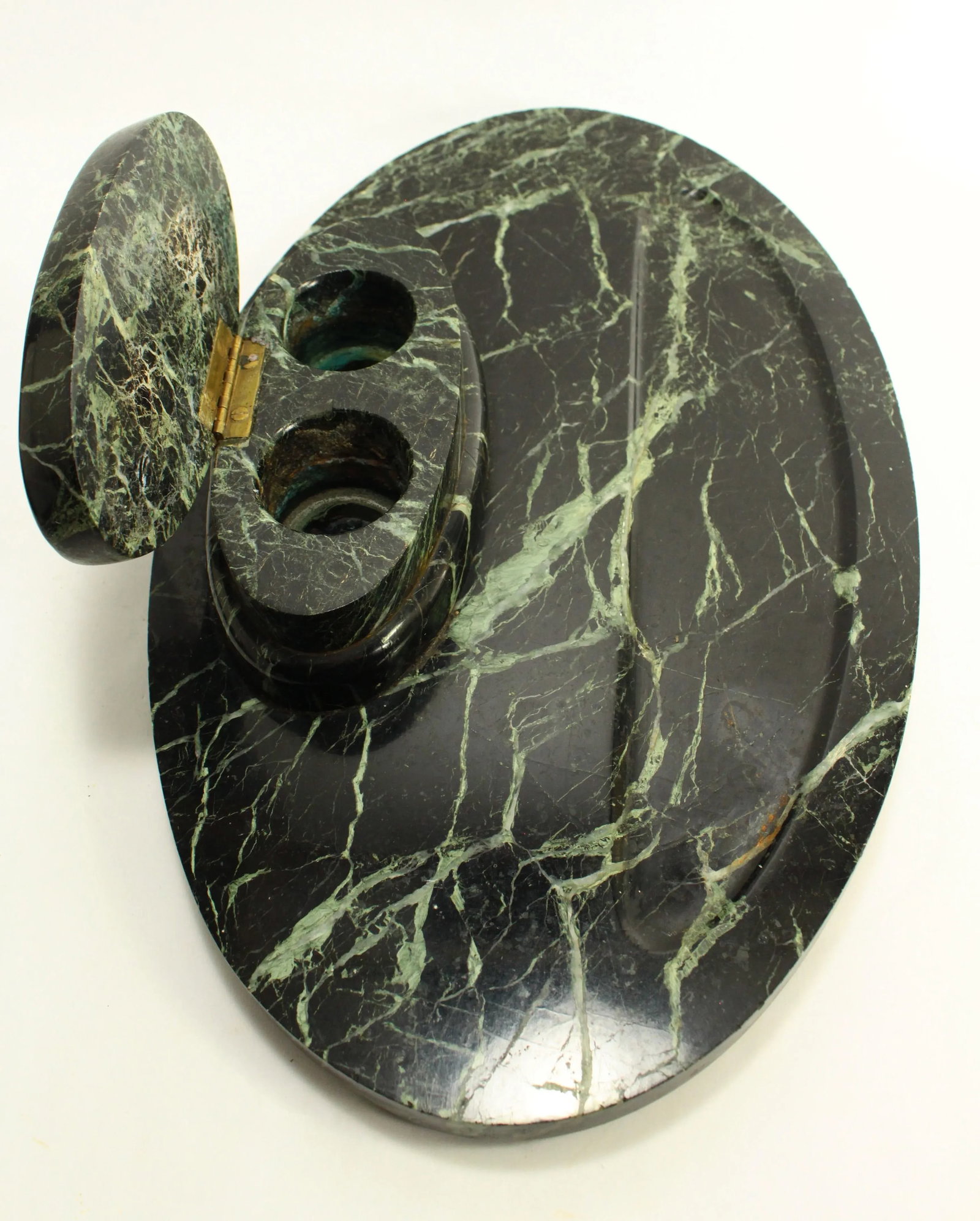 1900's Art Deco Oval Desk Inkwell Black Marble with Green Strikes - 10
