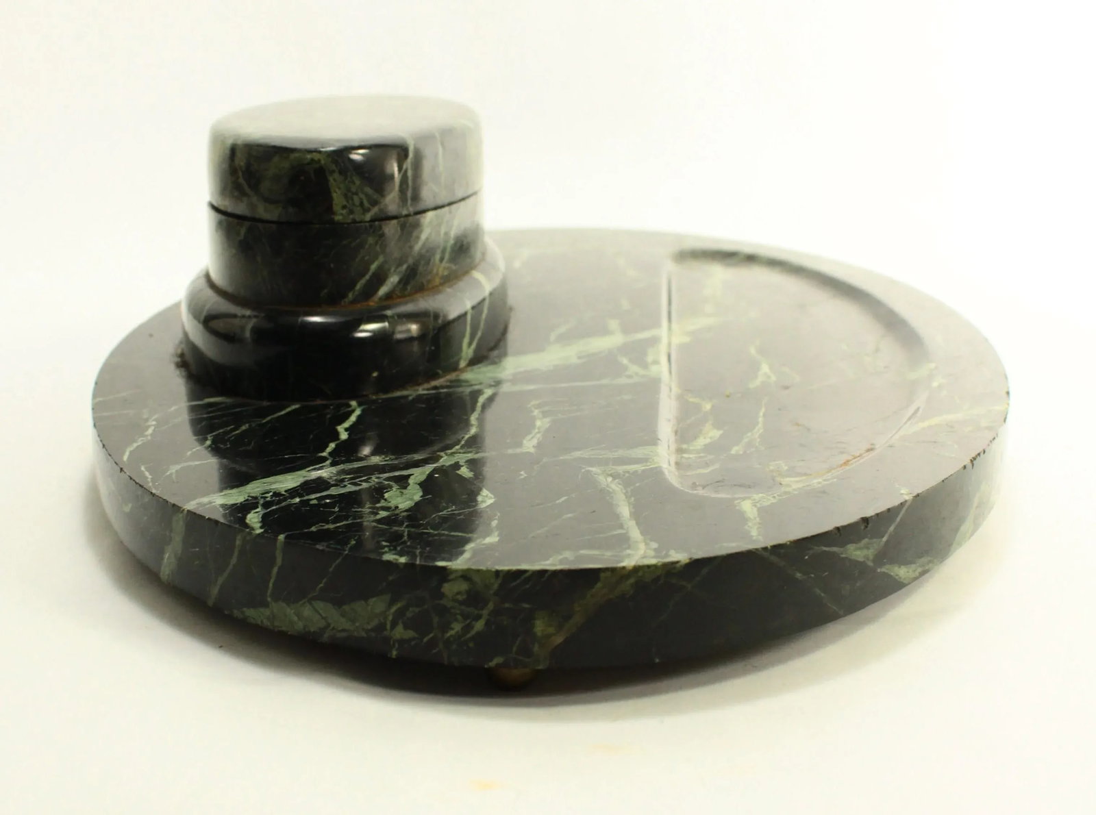 1900's Art Deco Oval Desk Inkwell Black Marble with Green Strikes - 8