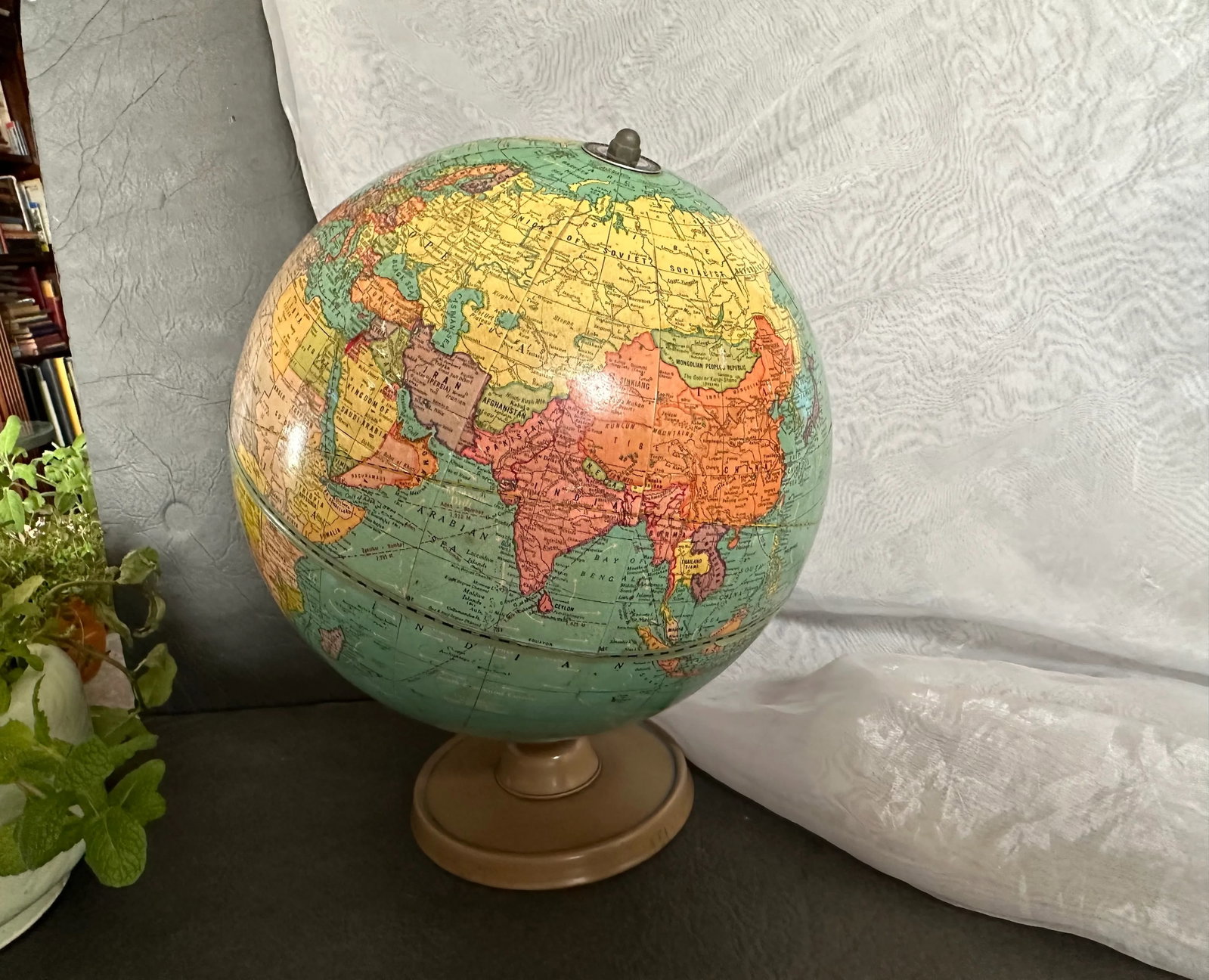 George F Cram Vintage World Globe - 6