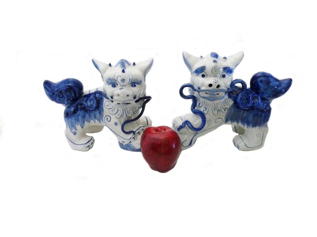 1950s Japanese Ceramic Foo Dog Temple Lion Figurines Hand-Painted - Set of 2 - 2