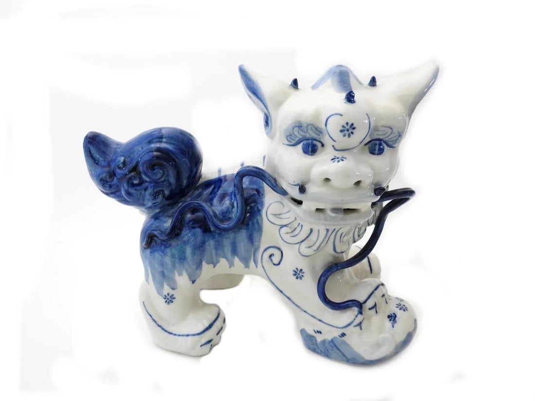 1950s Japanese Ceramic Foo Dog Temple Lion Figurines Hand-Painted - Set of 2 - 3
