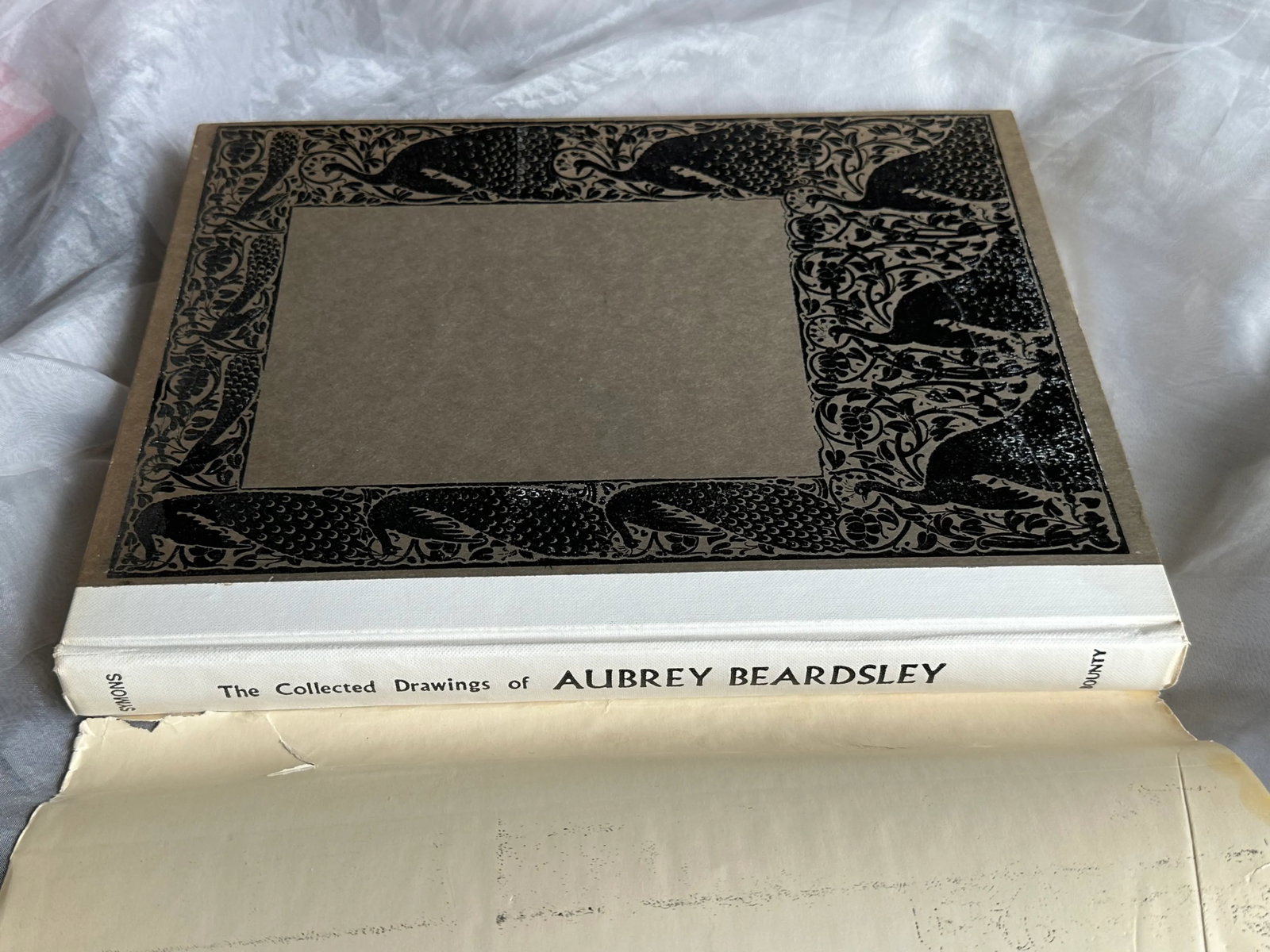 Vintage Collected Drawings of Aubrey Beardsley Art Print Book - 4